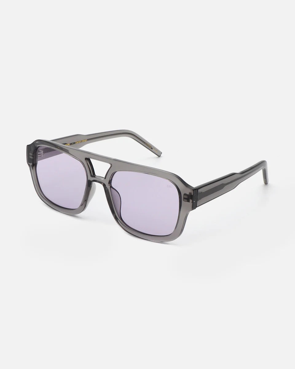 A.KJAERBEDE SUNGLASSES KAYA GREY TRANSPARENT