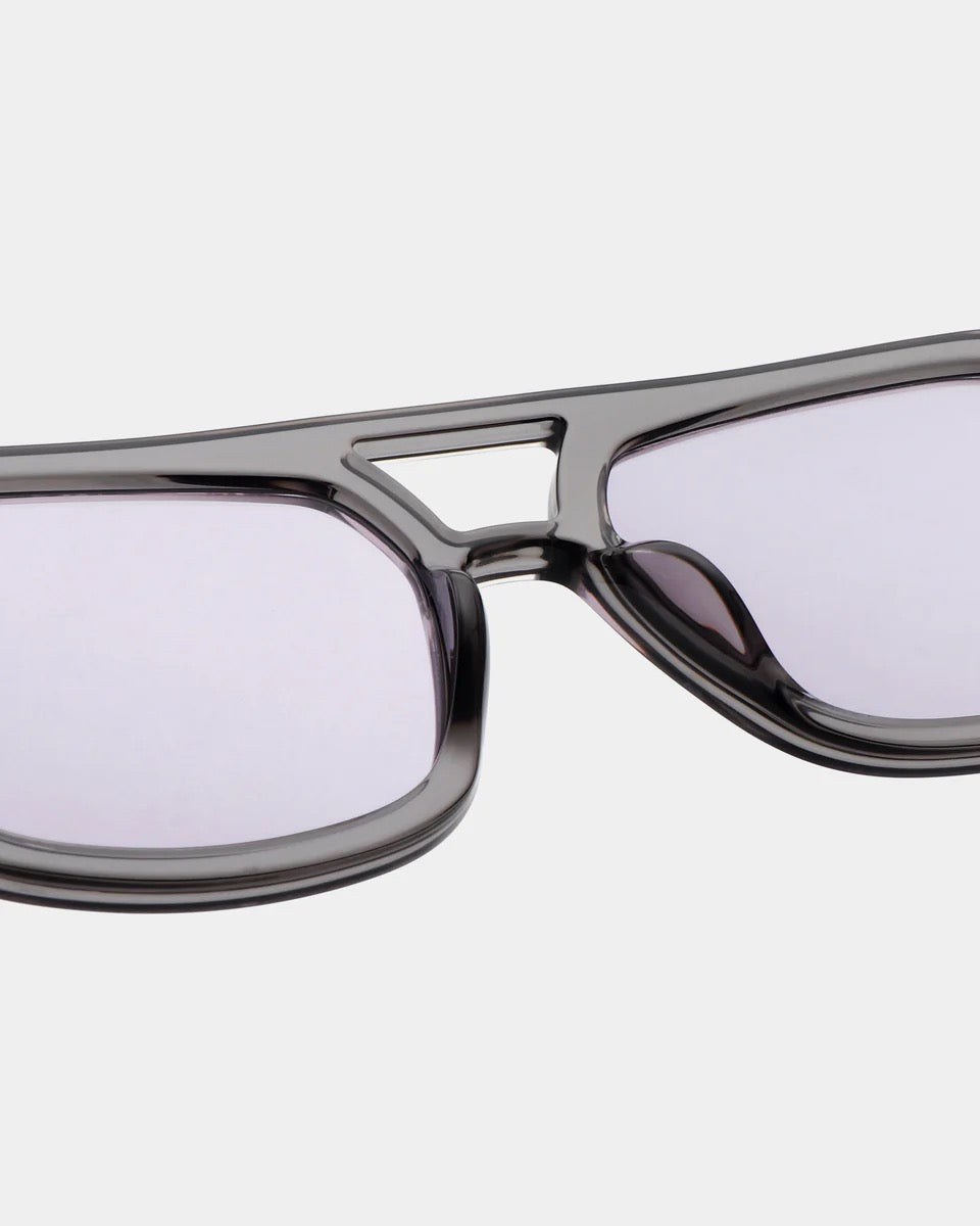 A.KJAERBEDE SUNGLASSES KAYA GREY TRANSPARENT