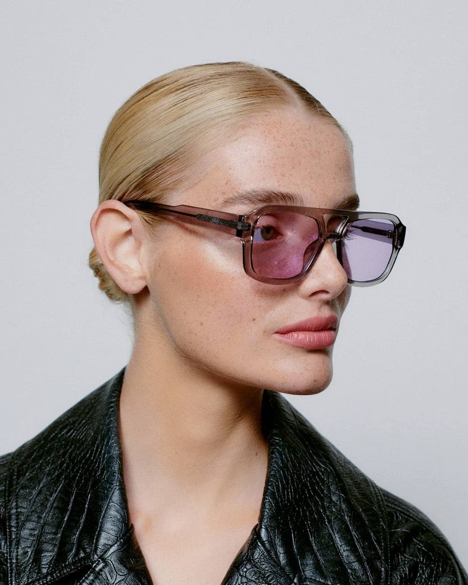 A.KJAERBEDE SUNGLASSES KAYA GREY TRANSPARENT