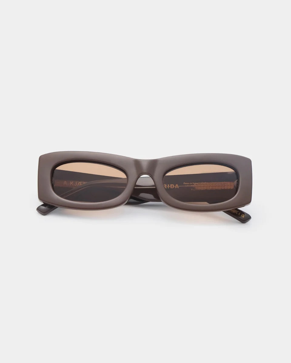 A.KJAERBEDE SUNGLASSES FRIDA CHOCOLATE