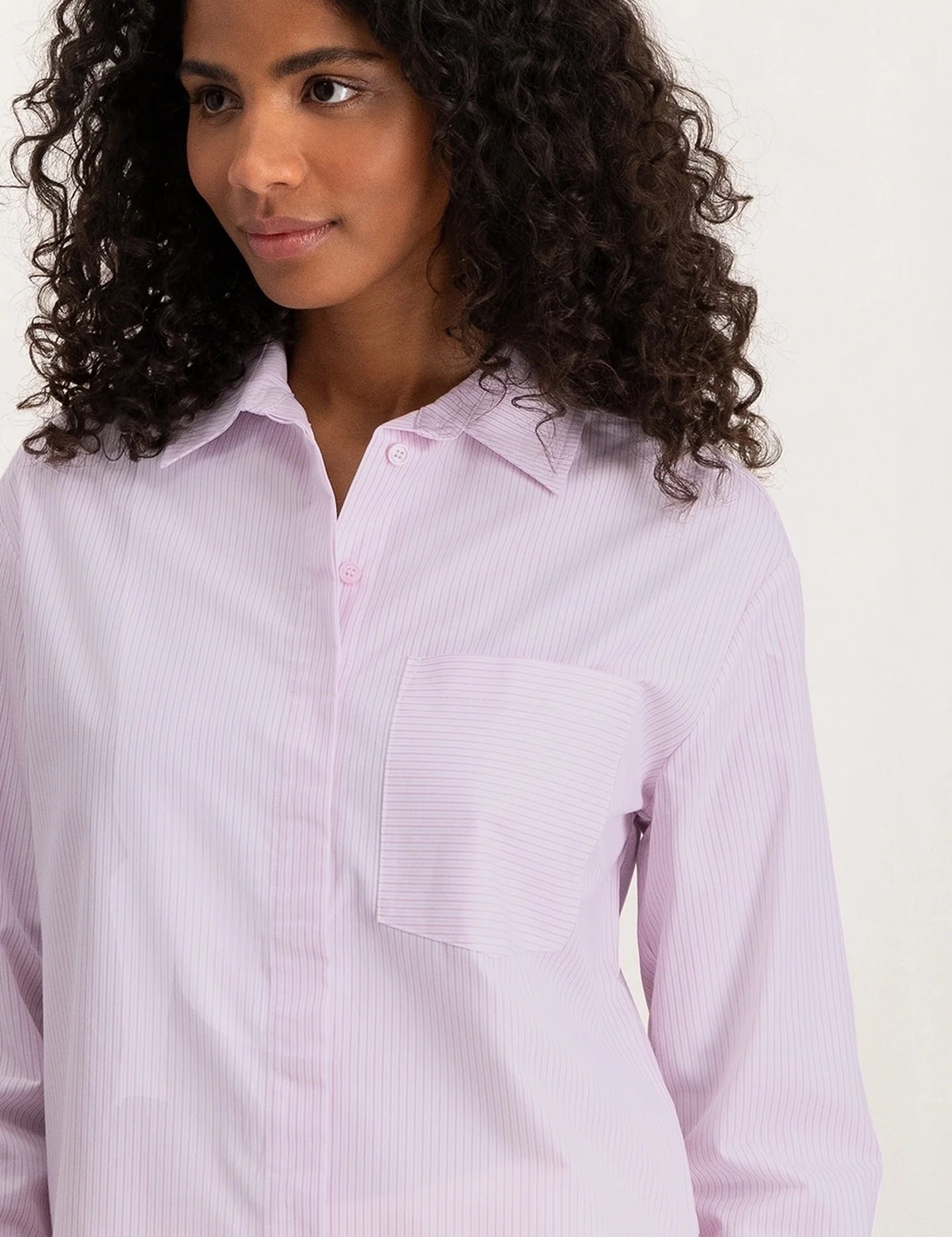 striped-blouse-with-long-sleeves-pocket-and-buttons-lady-pink-dessin_2880x_jpg.jpg