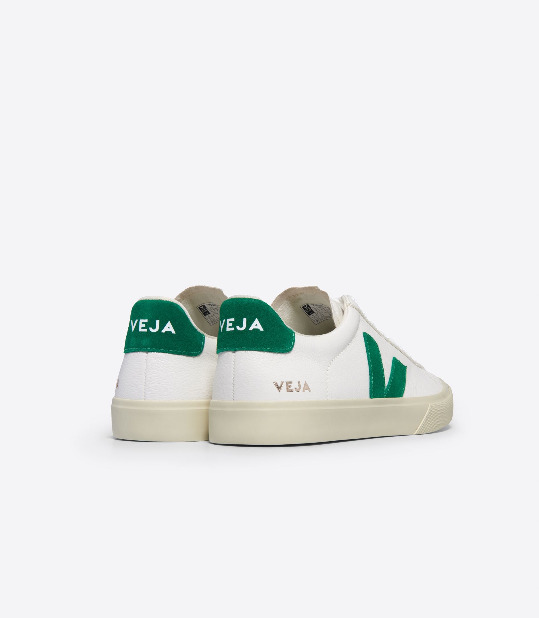 VEJA CAMPO LEATHER EXTRA WHITE EMERAUDE.