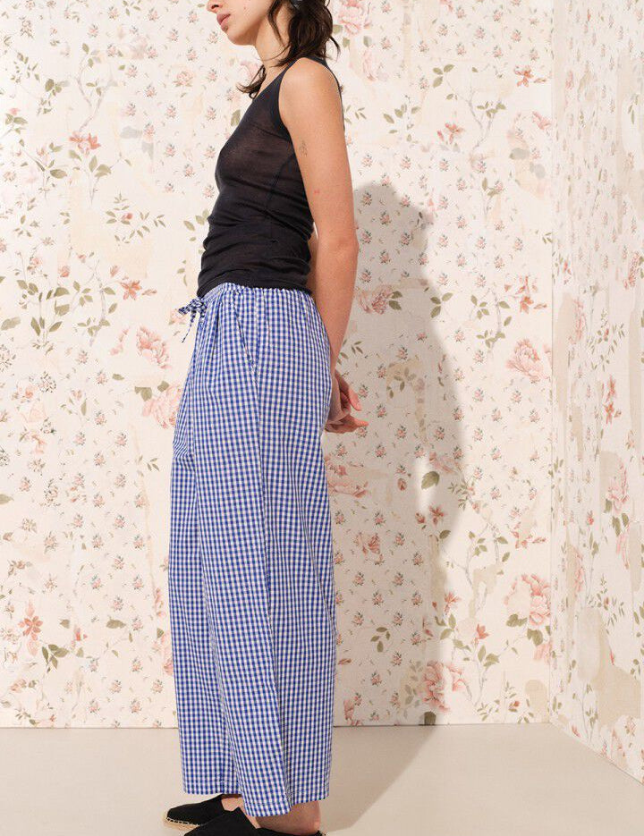 EKI10AE26-VICBLE-MODEL-2-large.jpg