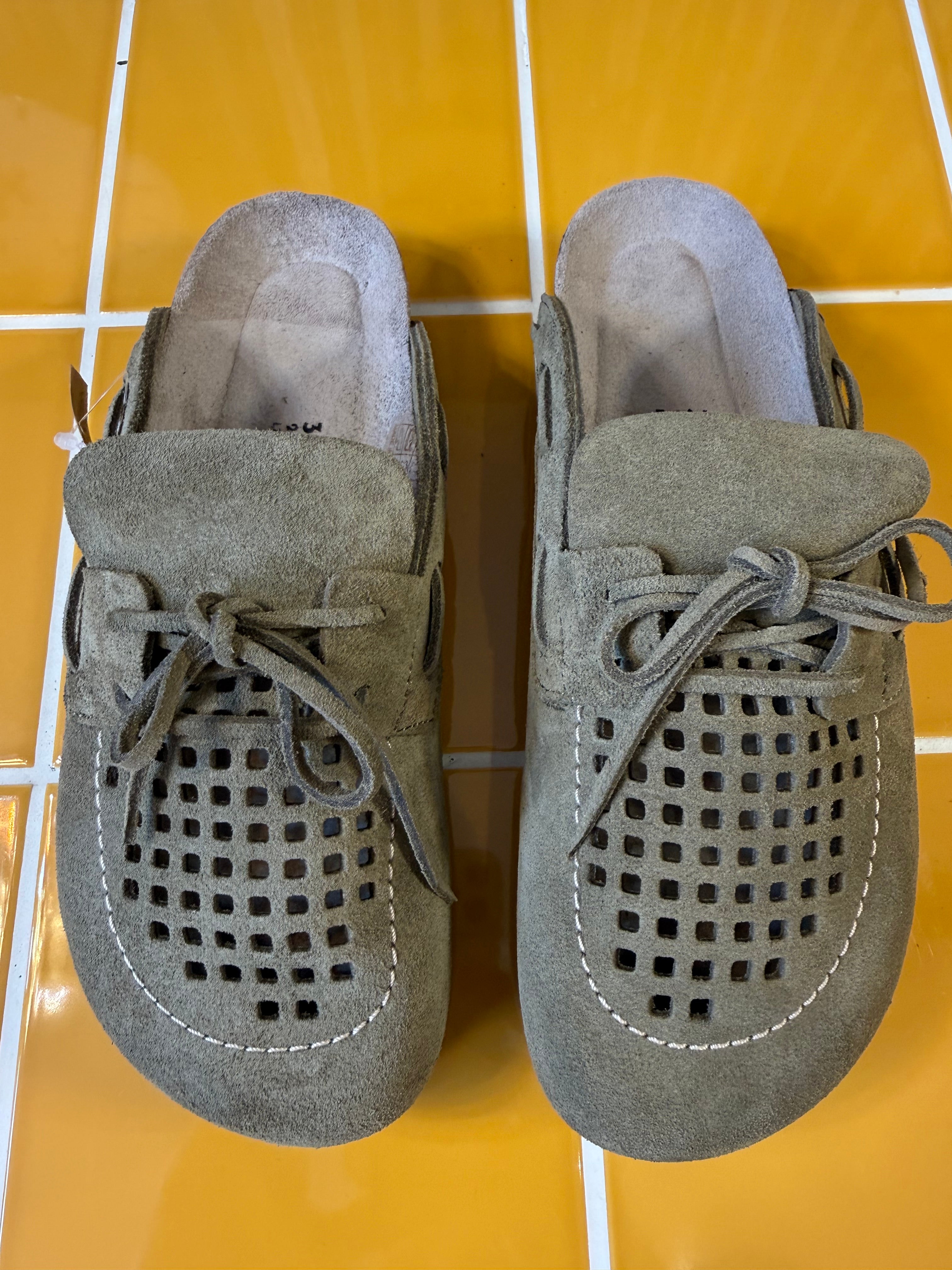 GENUINS ZIAR VELOUR KAKI