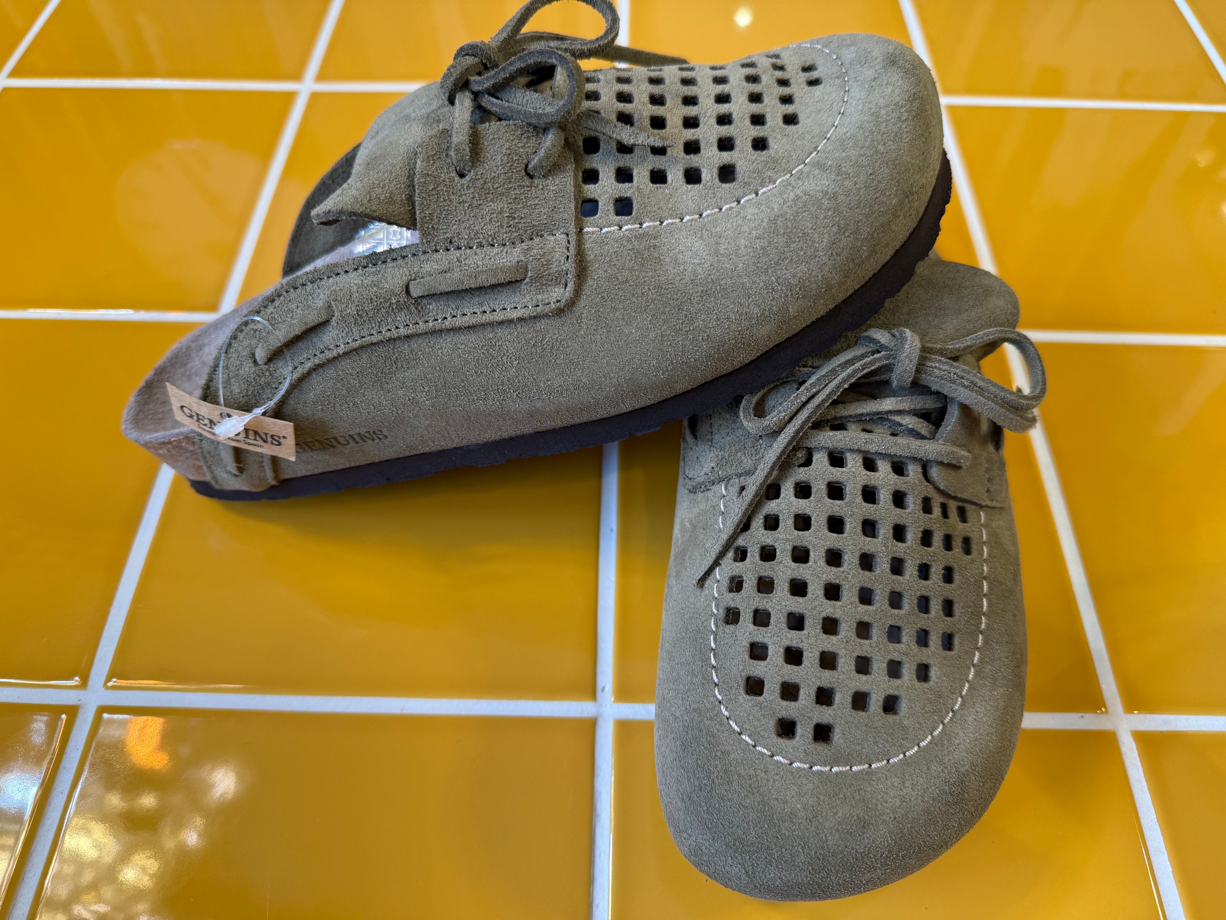 GENUINS ZIAR VELOUR KAKI