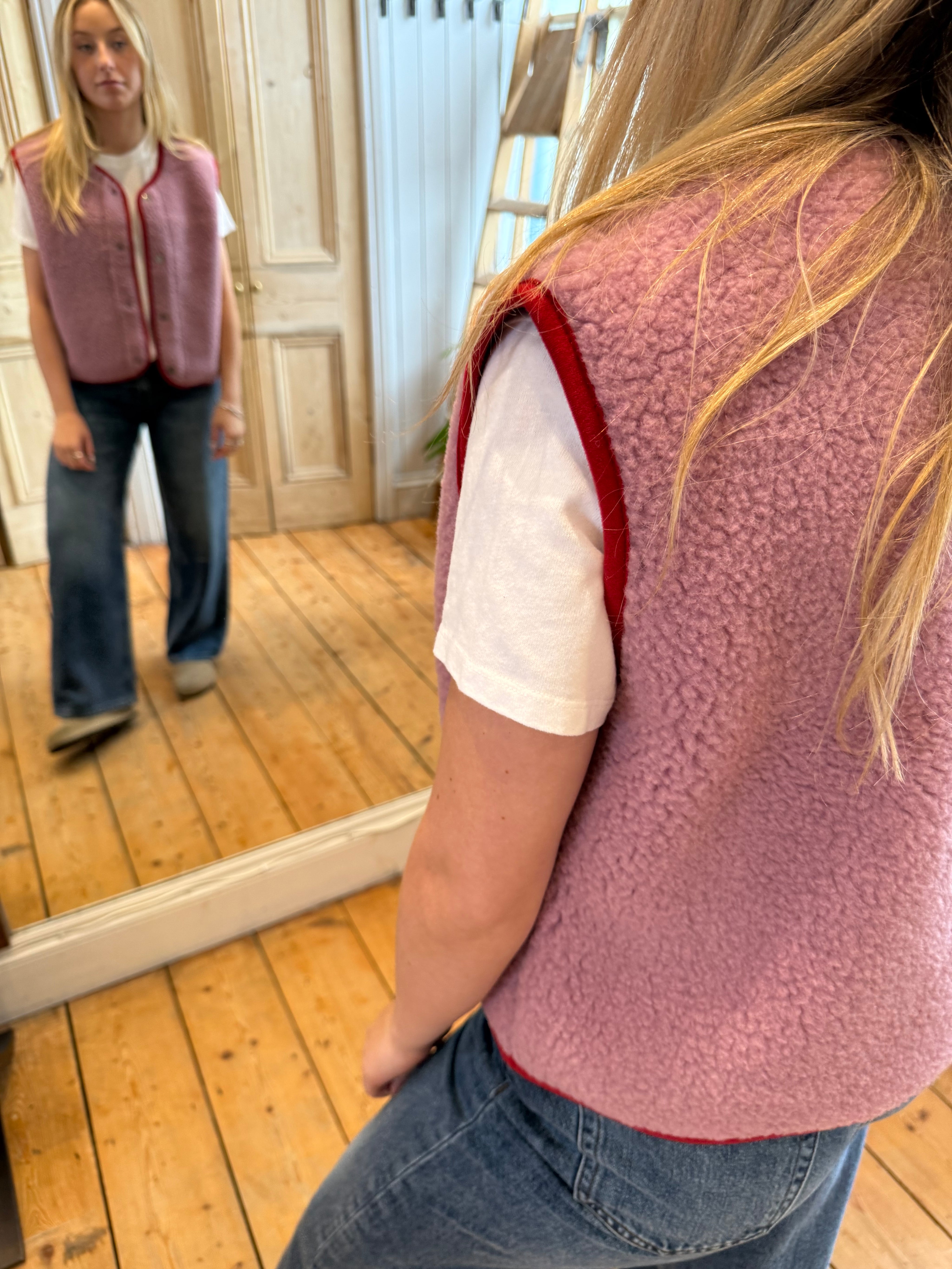 COLDBREAKER TYB VEST VENETIAN PINK/RED