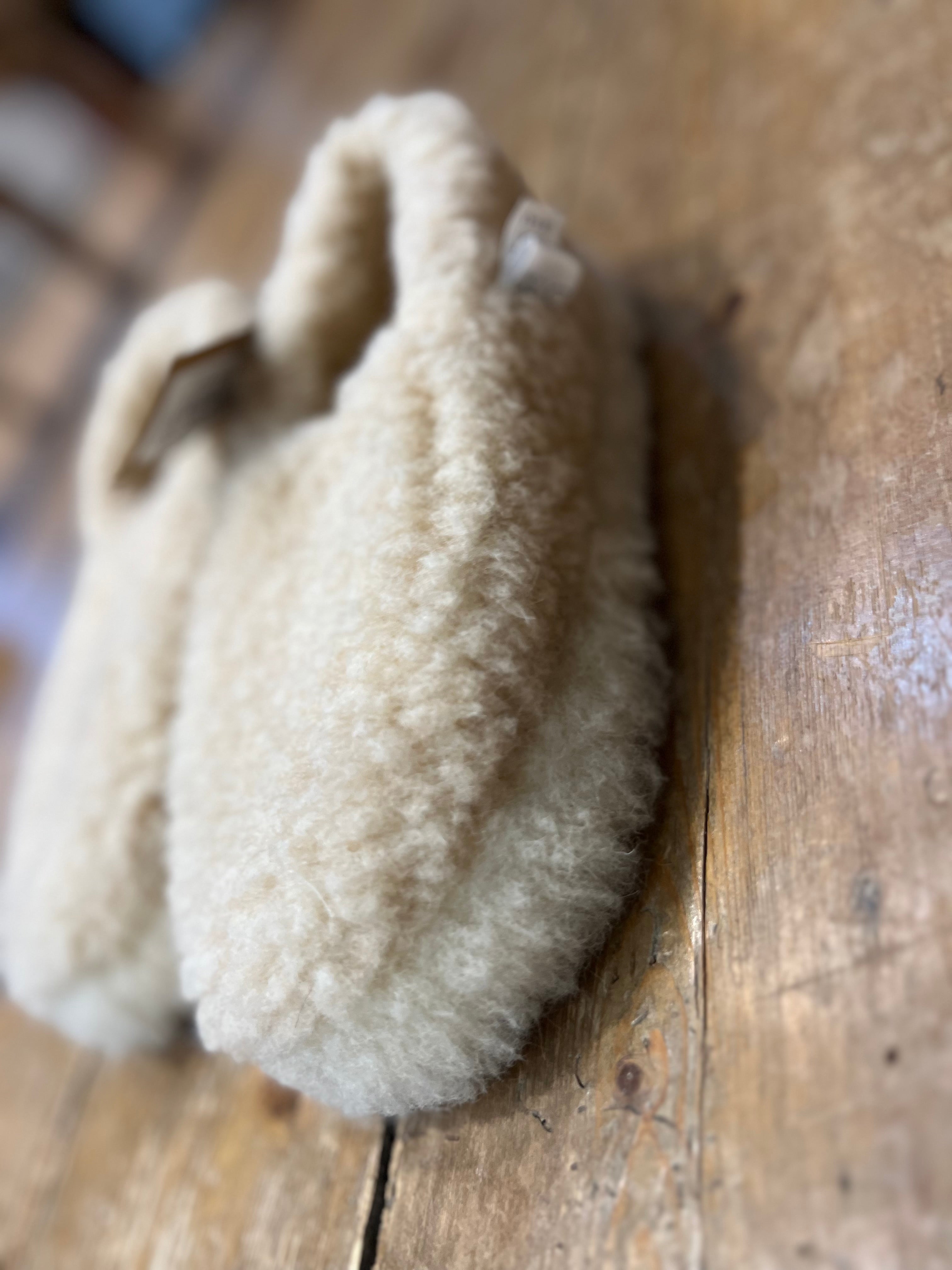 YOKO WOOL SIBERIAN SLIPPERS Beige