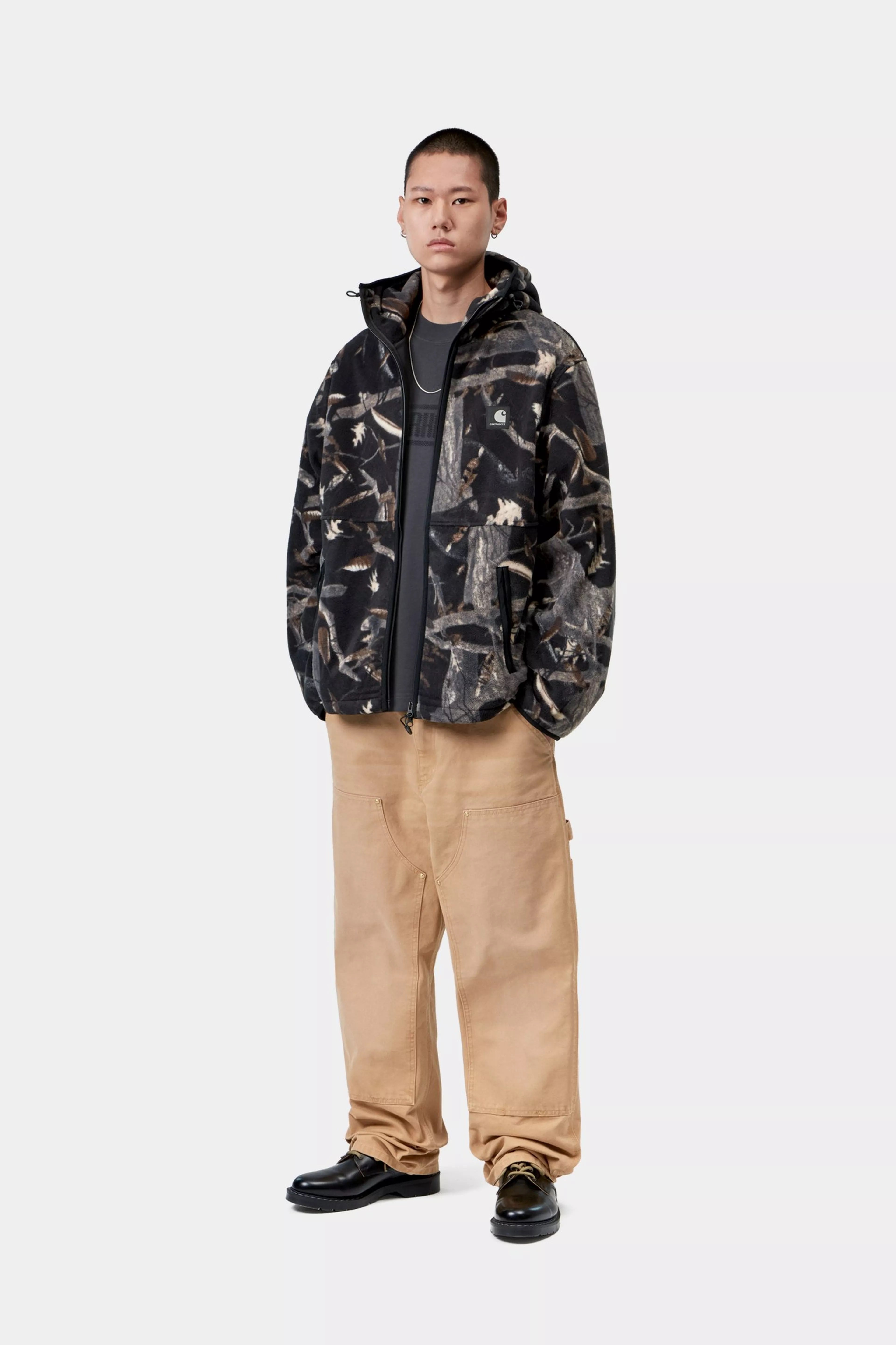 CARHARTT WIP  BELVIN LINER CAMO FEATHER TREE BLACK
