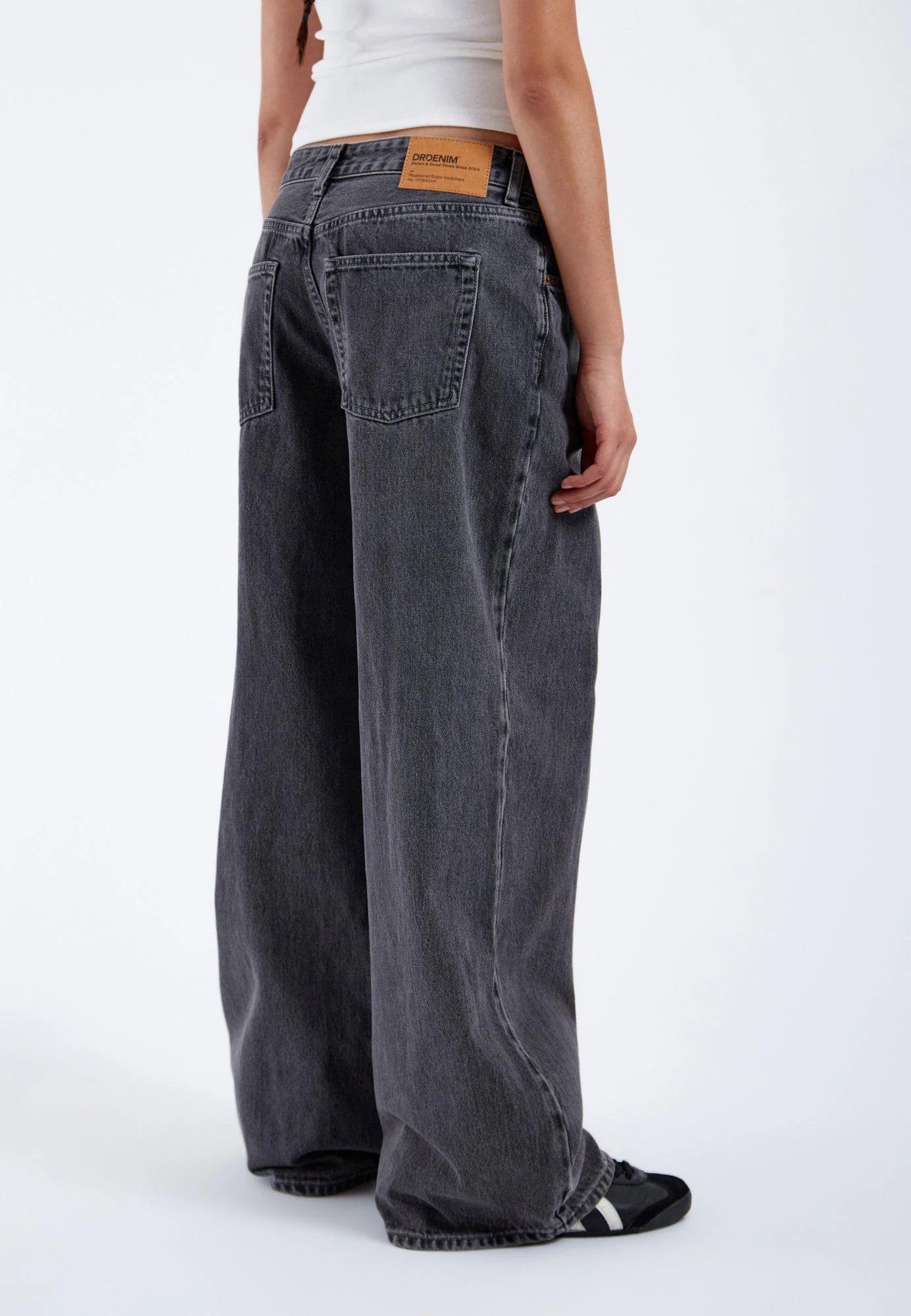 DR DENIM ARY WIDE STRAIGHT MID GREY RETRO