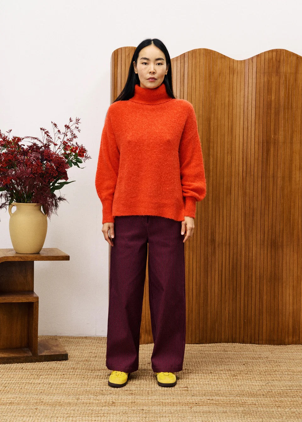 FRNCH  ROLL NECK ROUGE