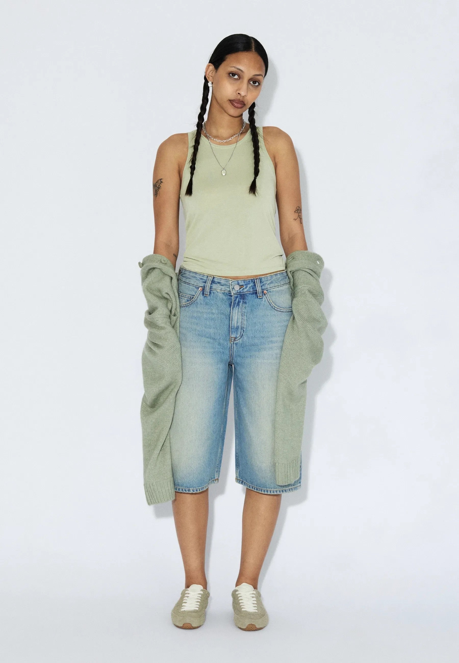 DR DENIM BREE SHORT STREAM SKY AGED