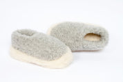 YOKO WOOL  CHILDRENS SLIPPERS LIGHT GREY.