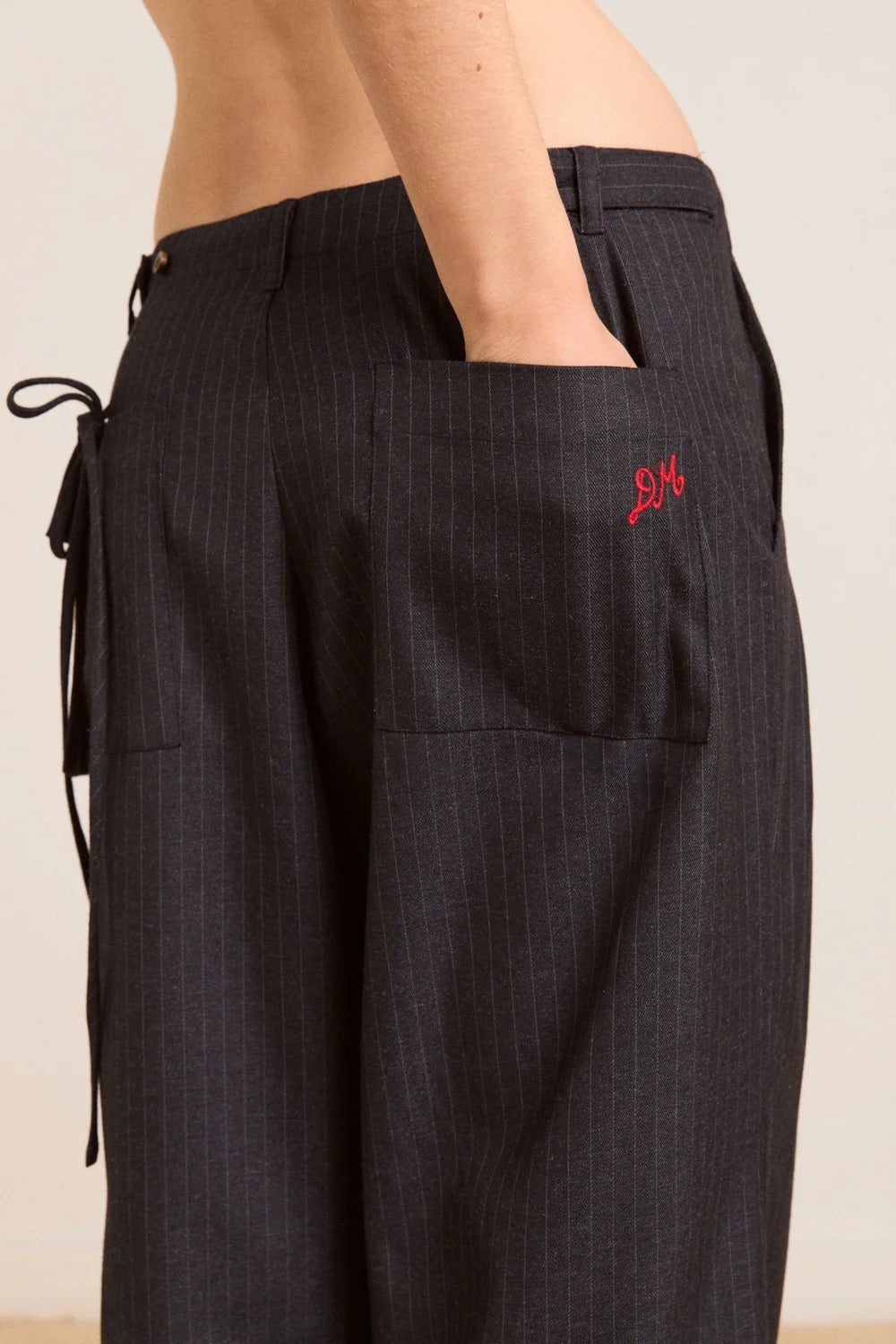 DAMSON MADDER  TATIANNA PINSTRIPE NAVY PANT