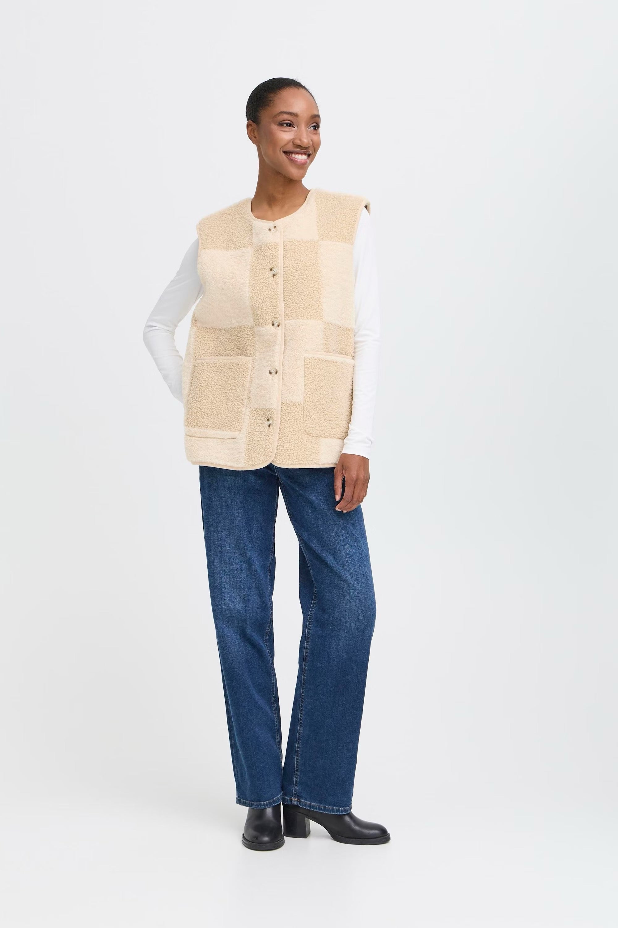 ICHI TONZA WA FOG VEST