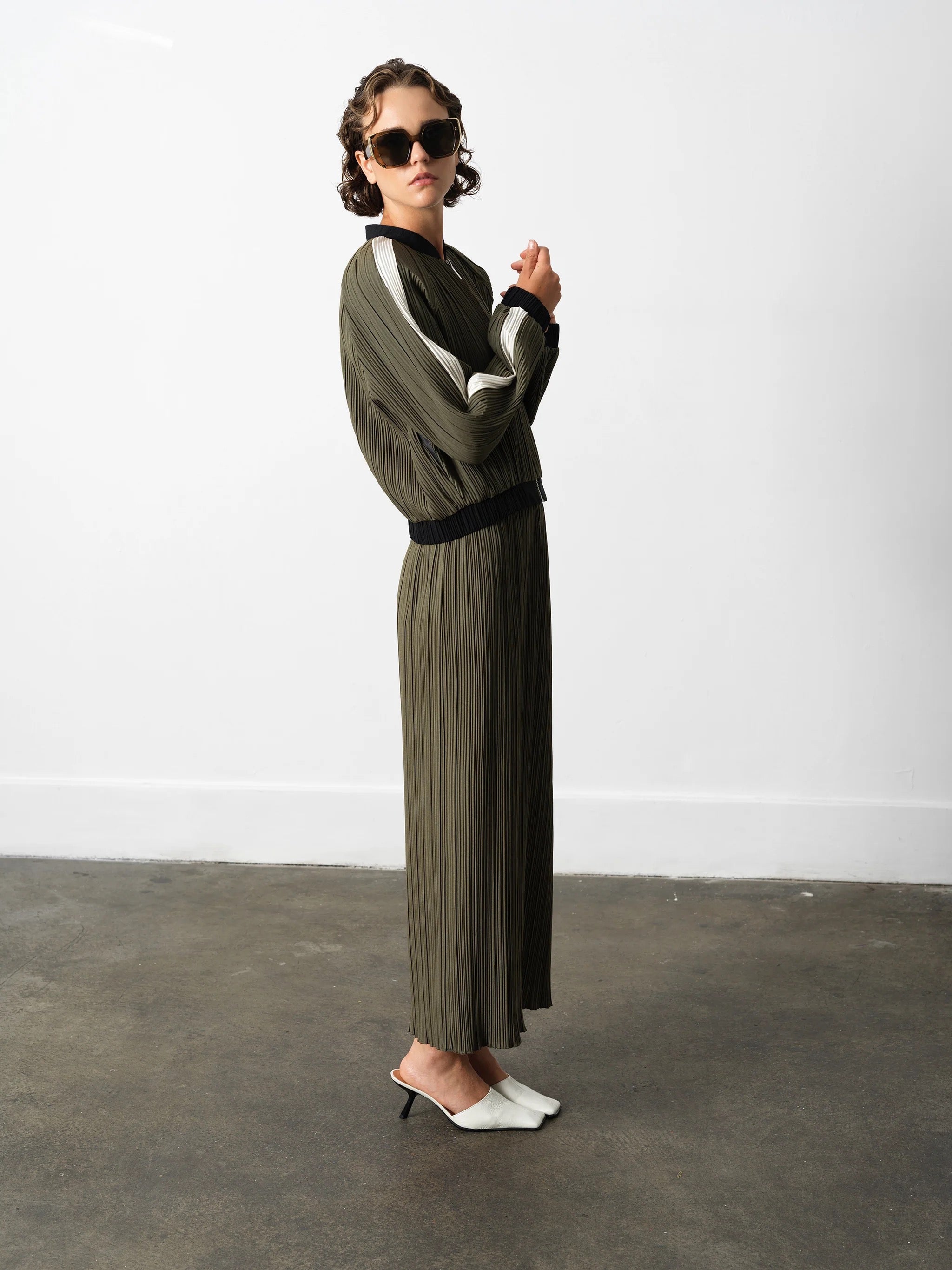 FRENCH CONNECTION NIRI PLISSE KHAKI/BLK JACKET