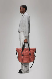 RAINS PUFFER BAG HONOR