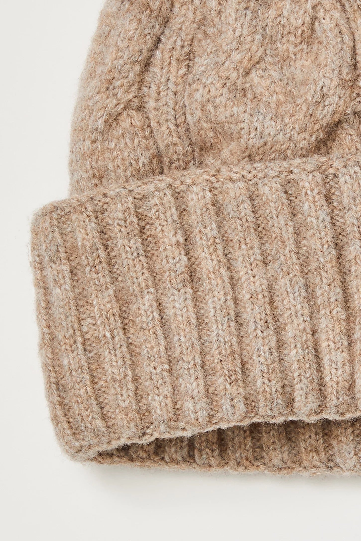 FREE PEOPLE COAST LINE BEANIE FAWN