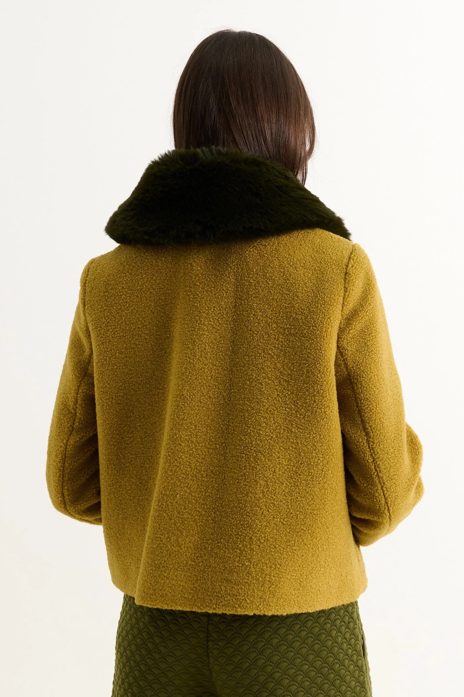 LOUCHE APPLE BORG FUR COLLAR MUSTARD