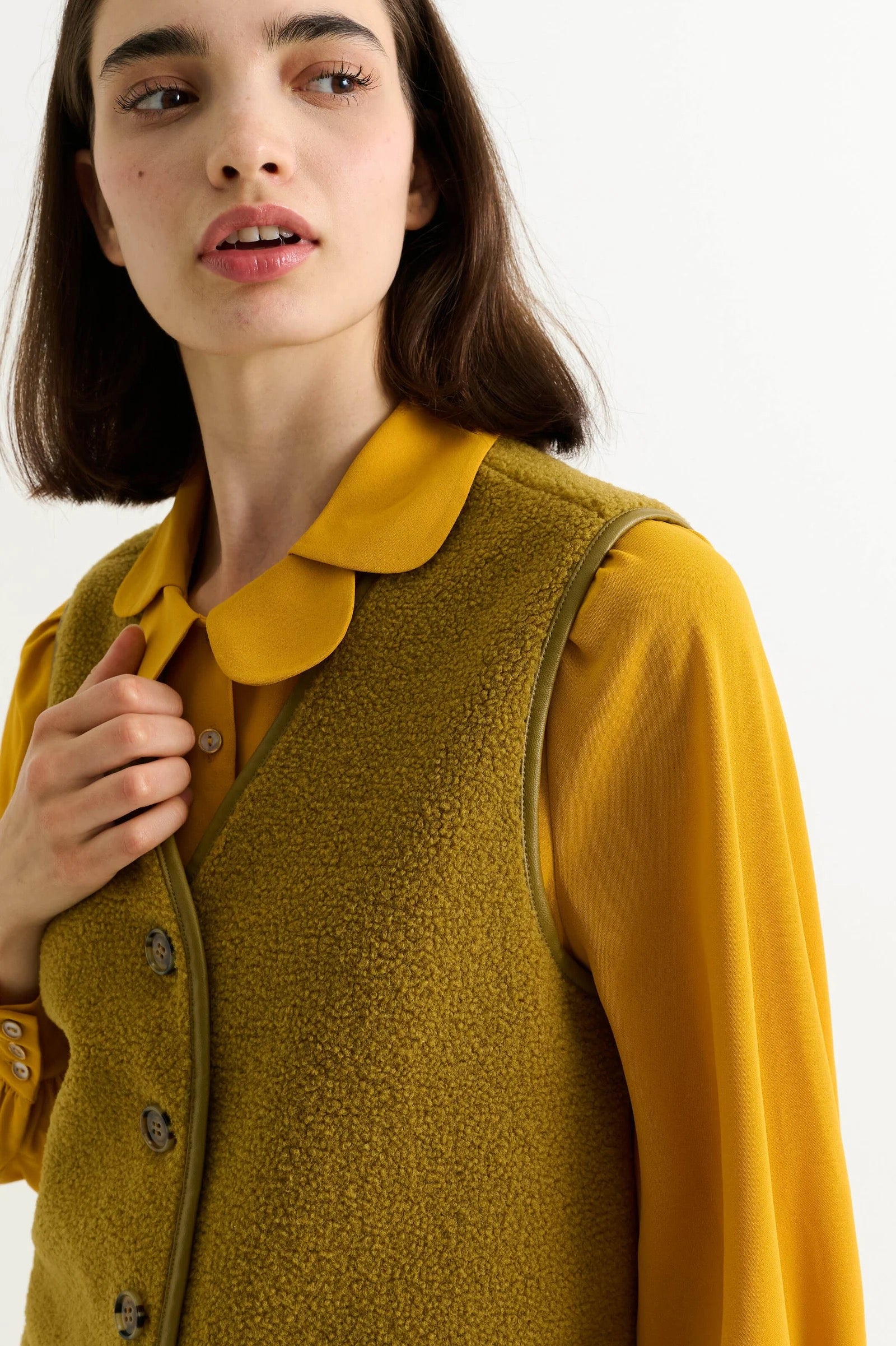 LOUCHE CHRIS BORG VEST MUSTARD