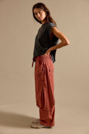 FREE PEOPLE ONSET PARACHUTE PANT DARK RED