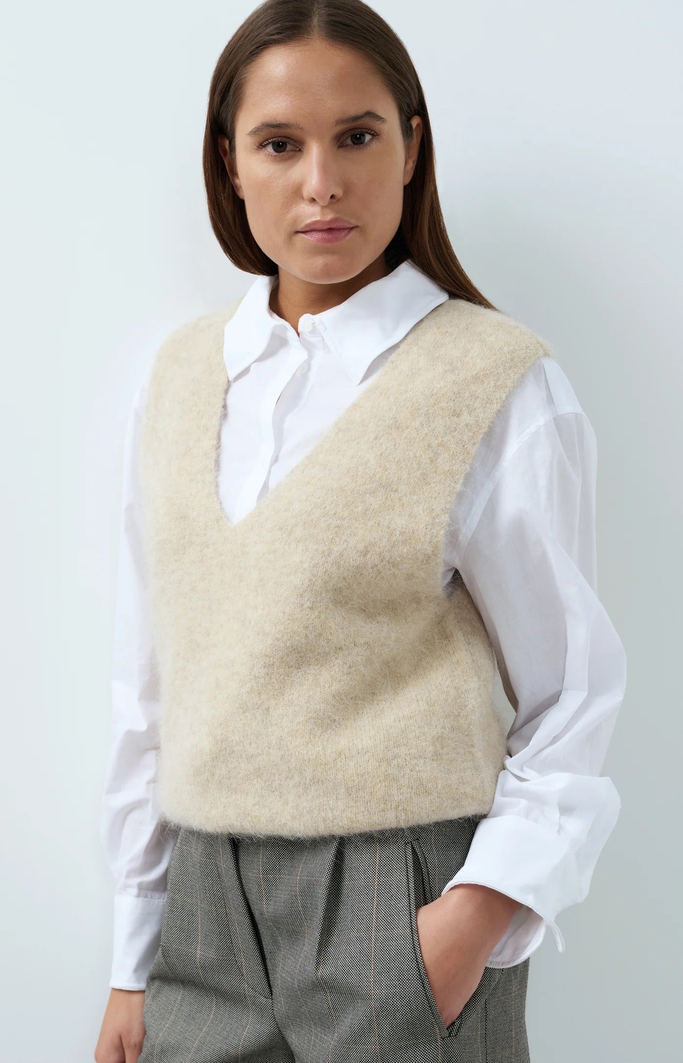 SPENCER DEEP V LIGHT BEIGE VEST