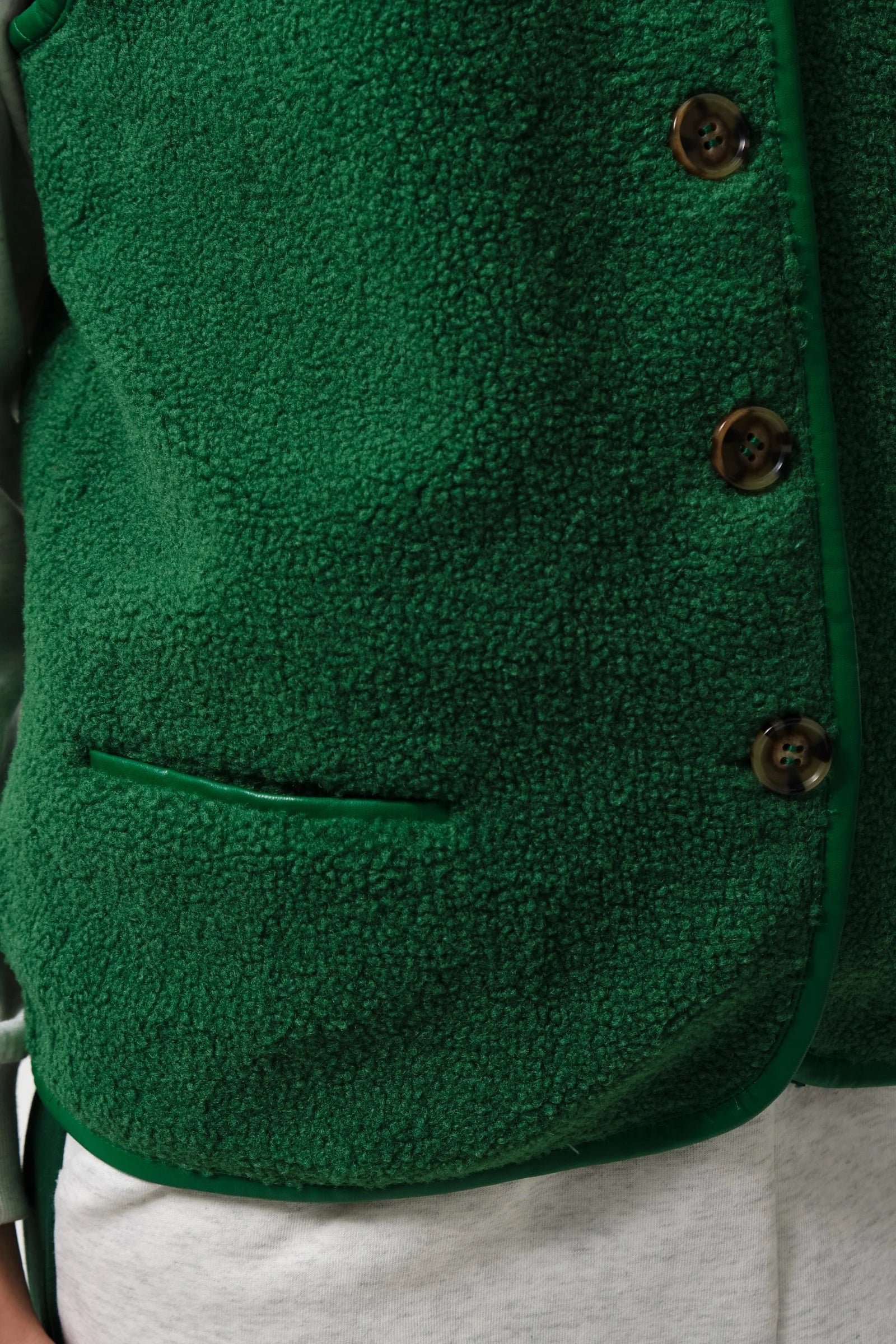 LOUCHE CHRIS BORG VEST Green
