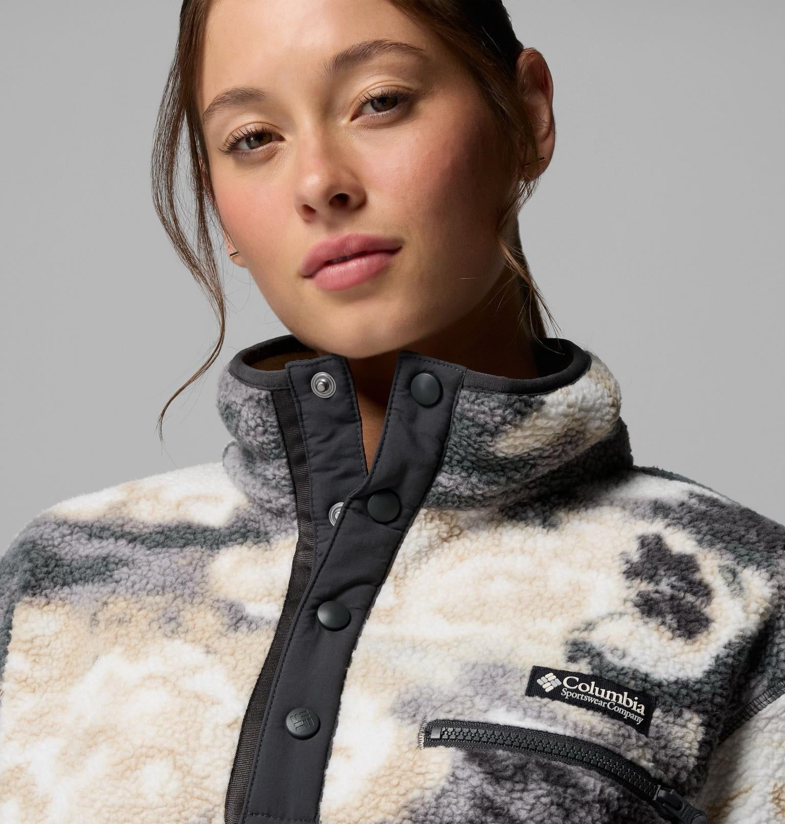 COLUMBIA HELVETIA II PRNT SHARK DREAMING