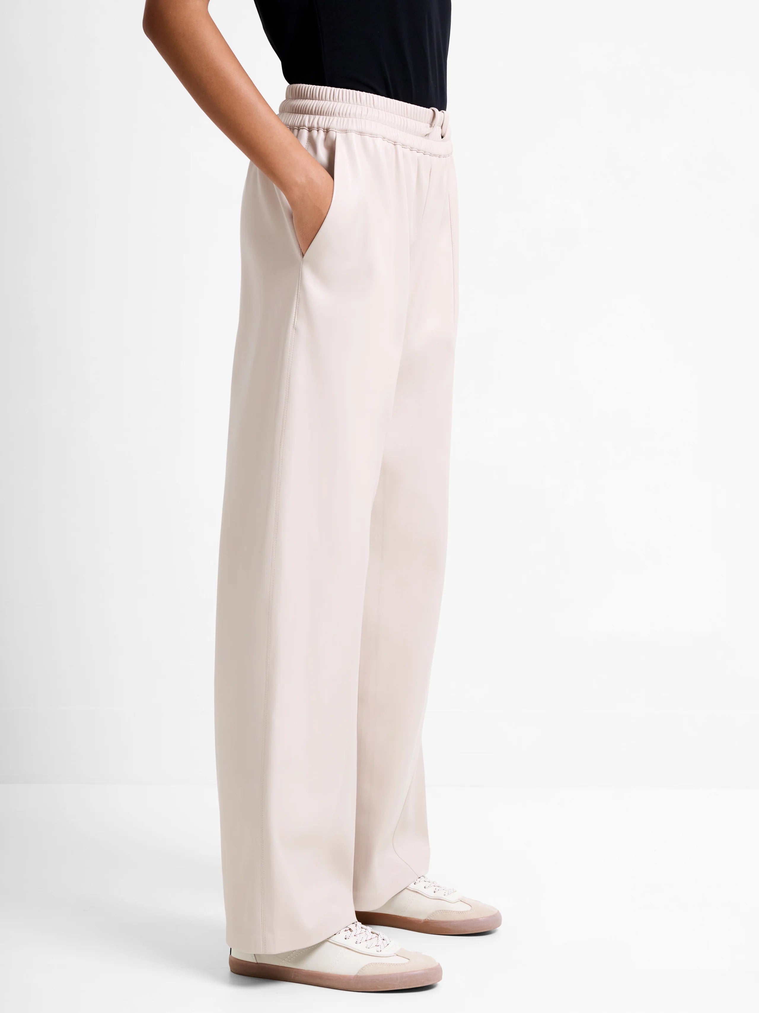 FRENCH CONNECTION  TASHER PU TAUPE GREY
