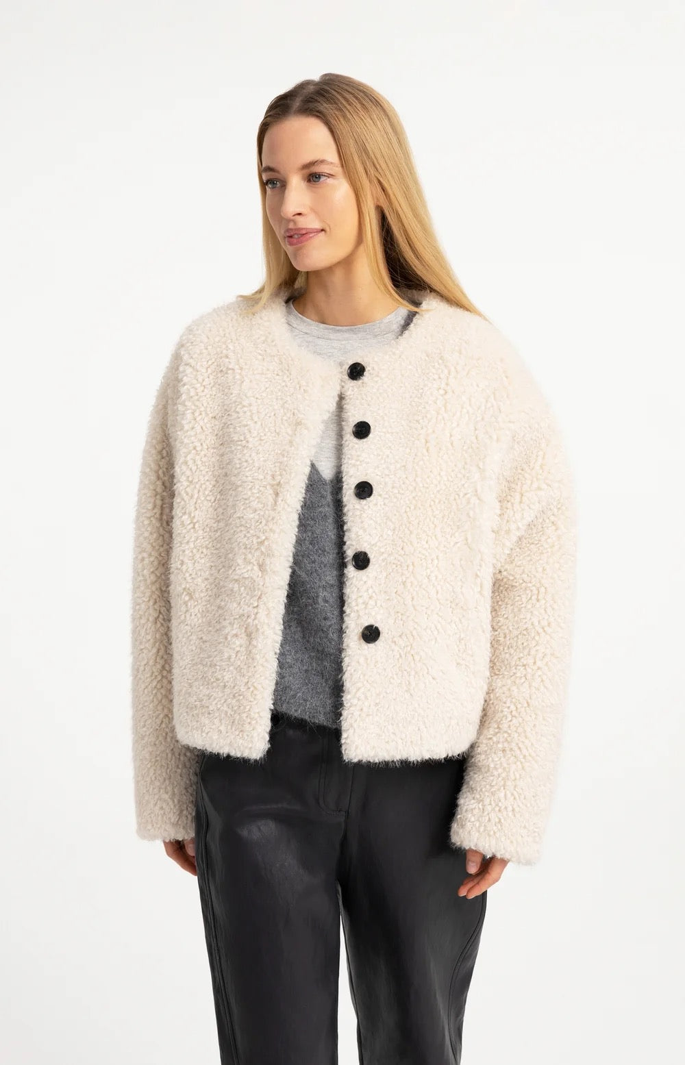 YAYA FAUX FUR SHORT BLEACHED SAND BEIGE