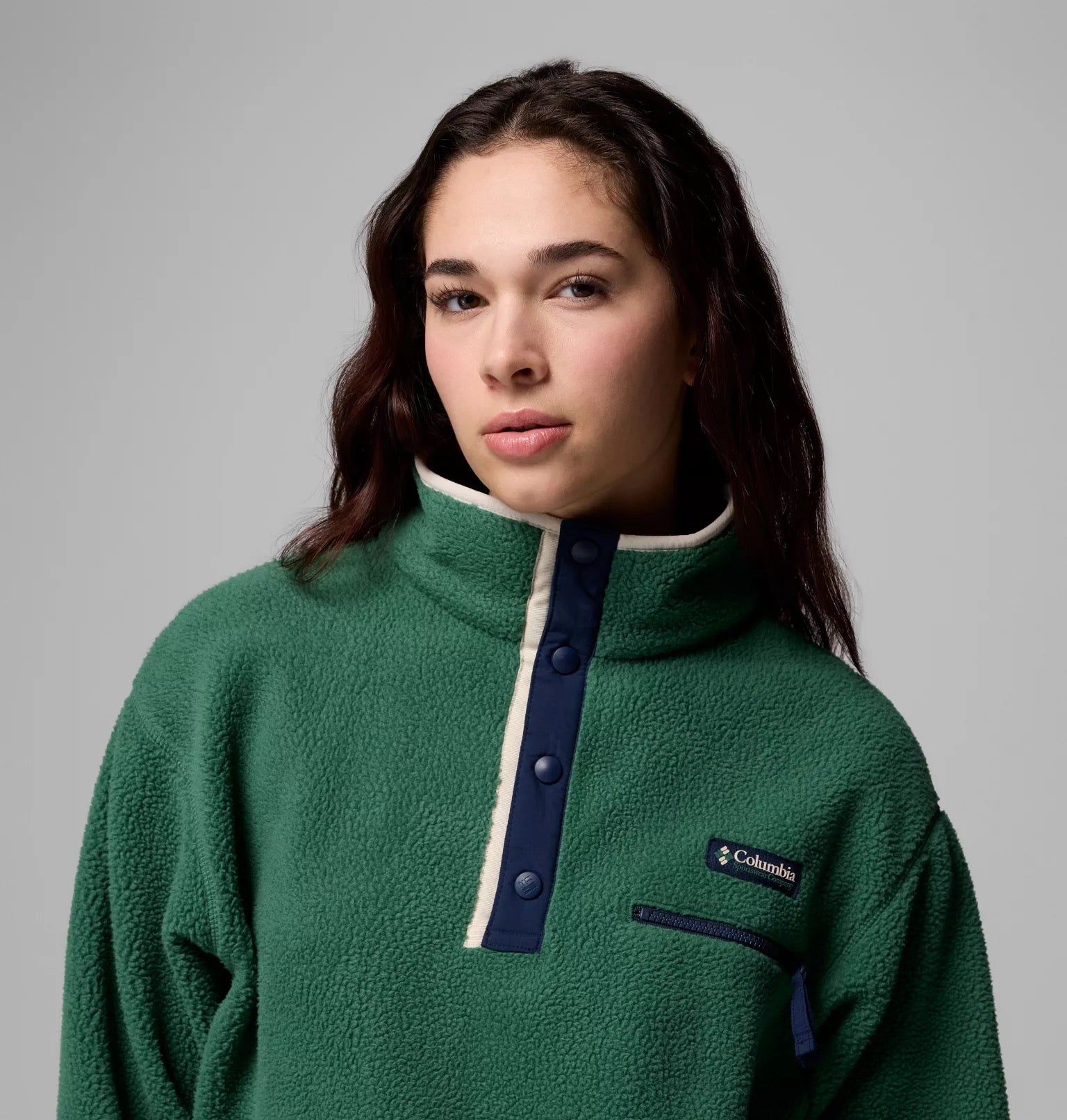 COLUMBIA HELVETIA II CROP RAIN FOREST FLEECE