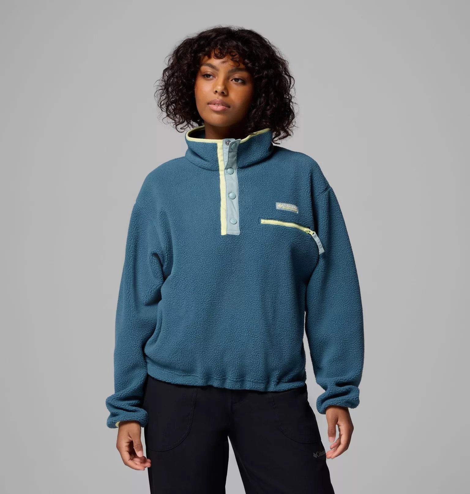 COLUMBIA  HELVETIA II CROP EVERBLUE FLEECE
