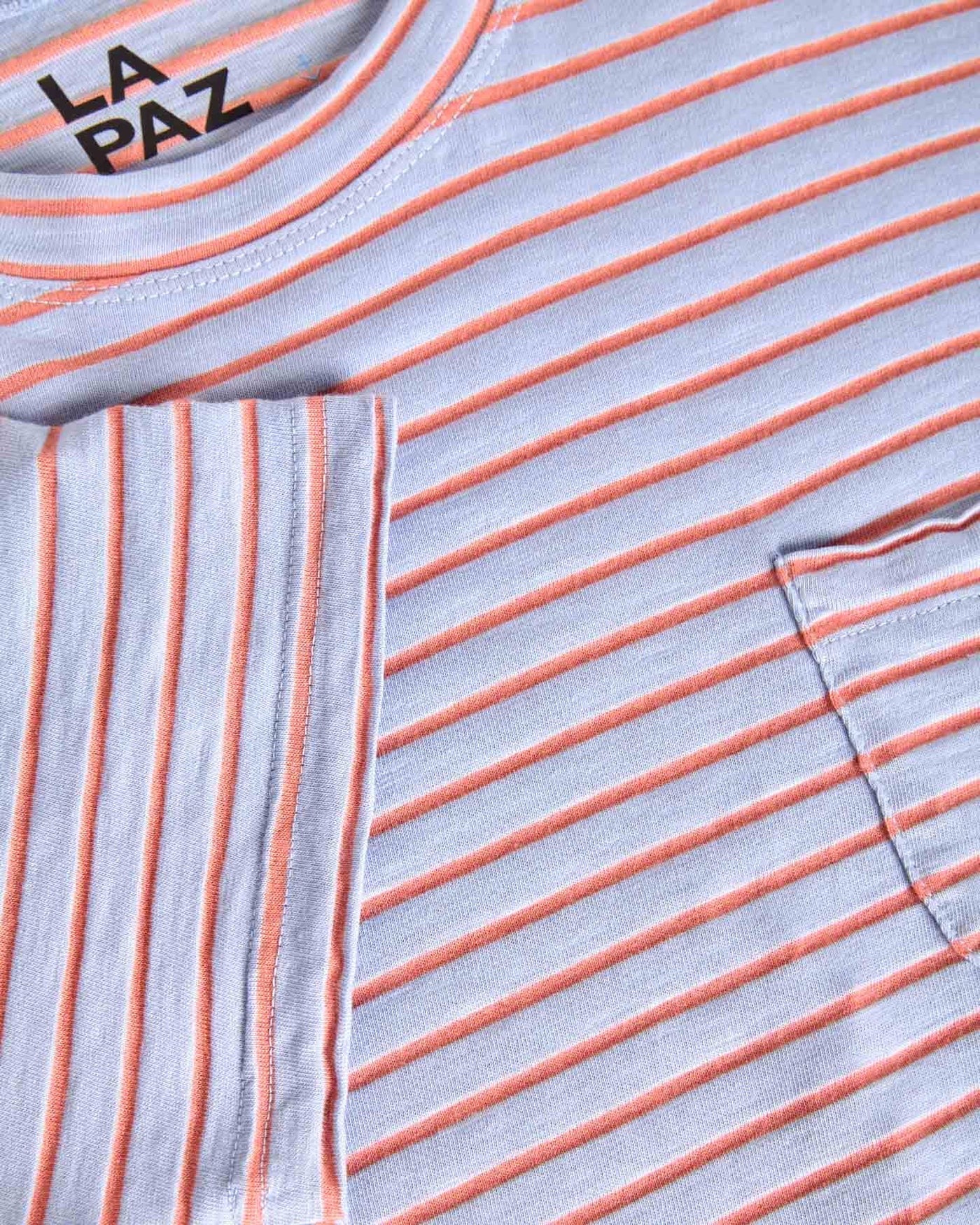 LA PAZ GUERREIRO POCKET TEE WIND BLUE/SUNRISE STRIPE