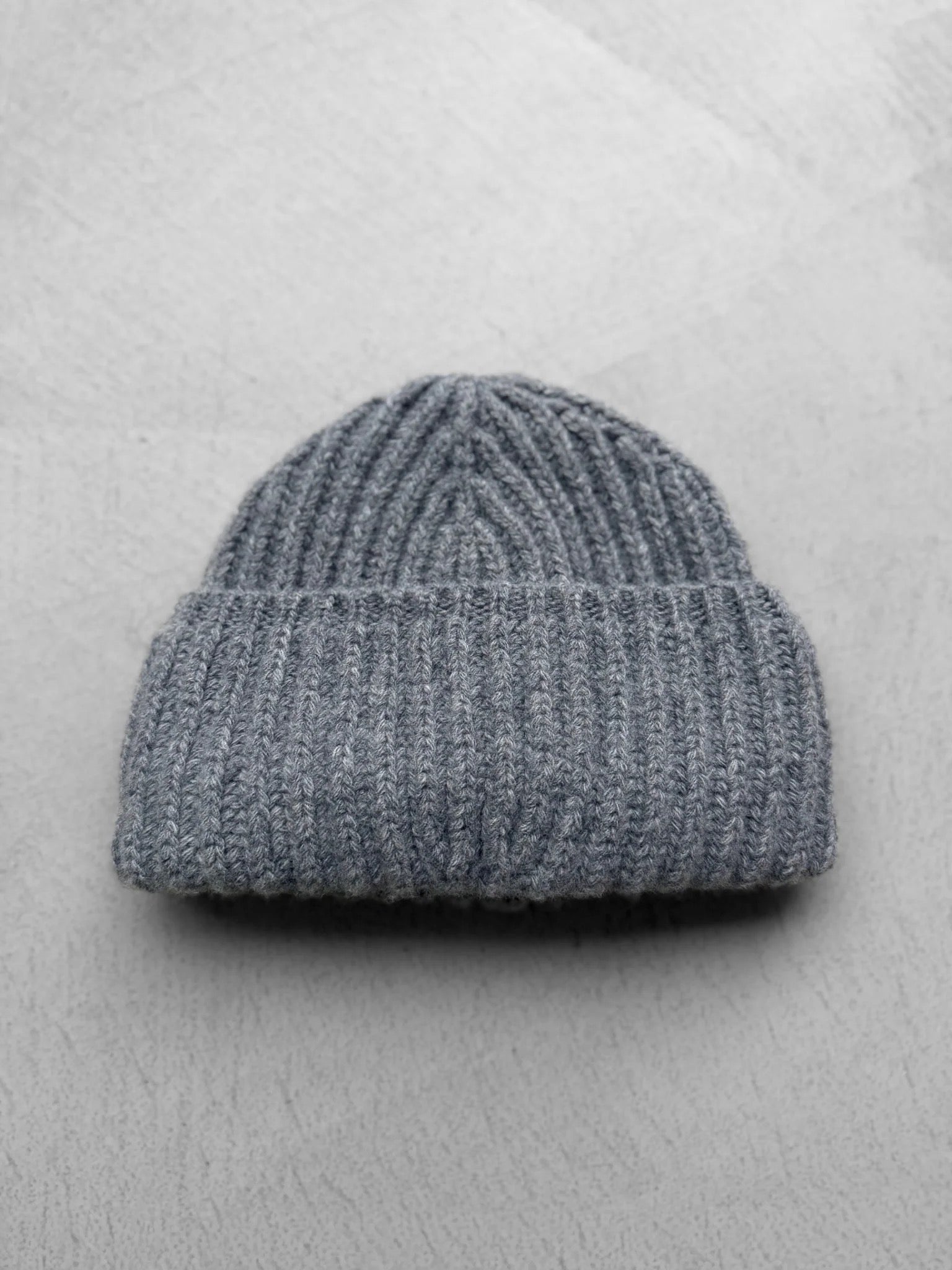 IVY ELLIS COUSTEAU BEANIE Grey