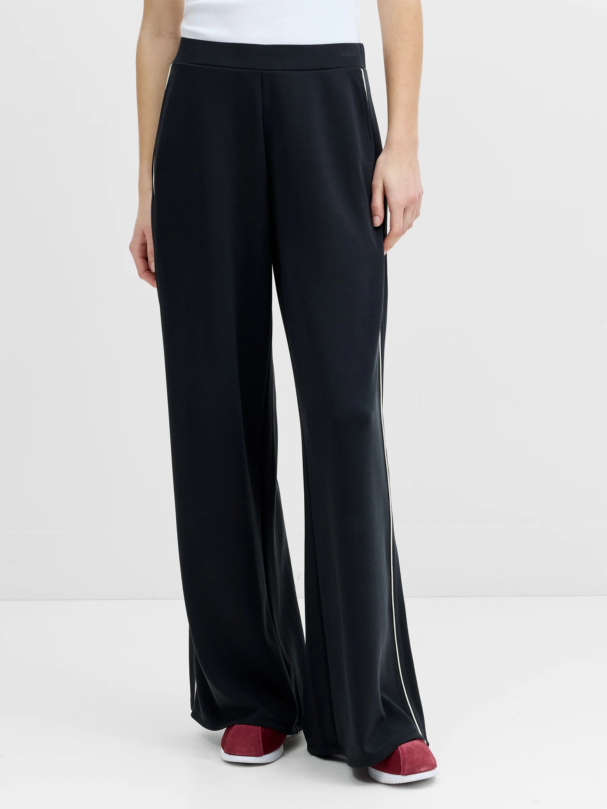 FRENCH CONNECTION  WREN JOGGER GRAPH GRY/PORC CRM