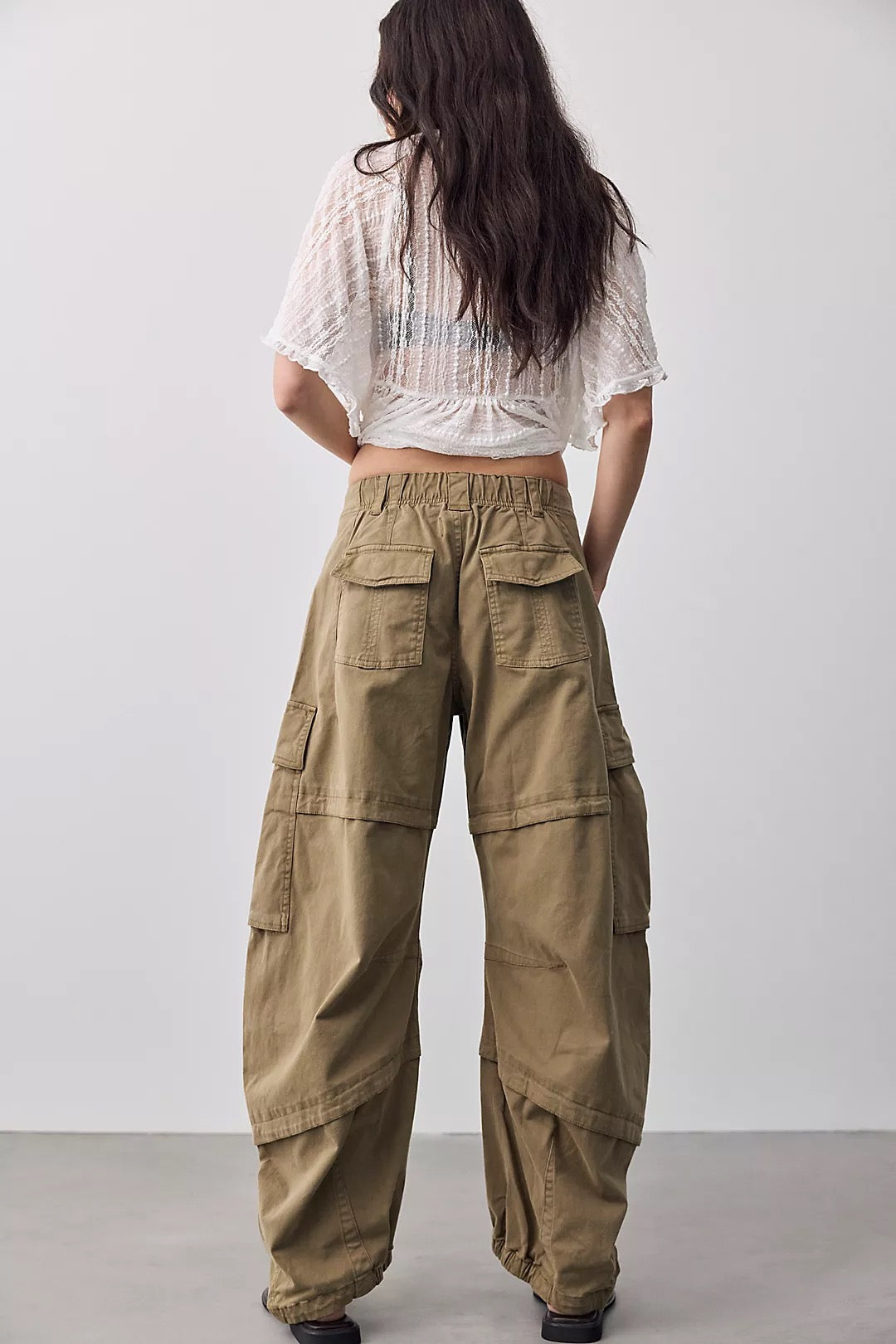 FREE PEOPLE  REEF CURVED CARGO OLIVE