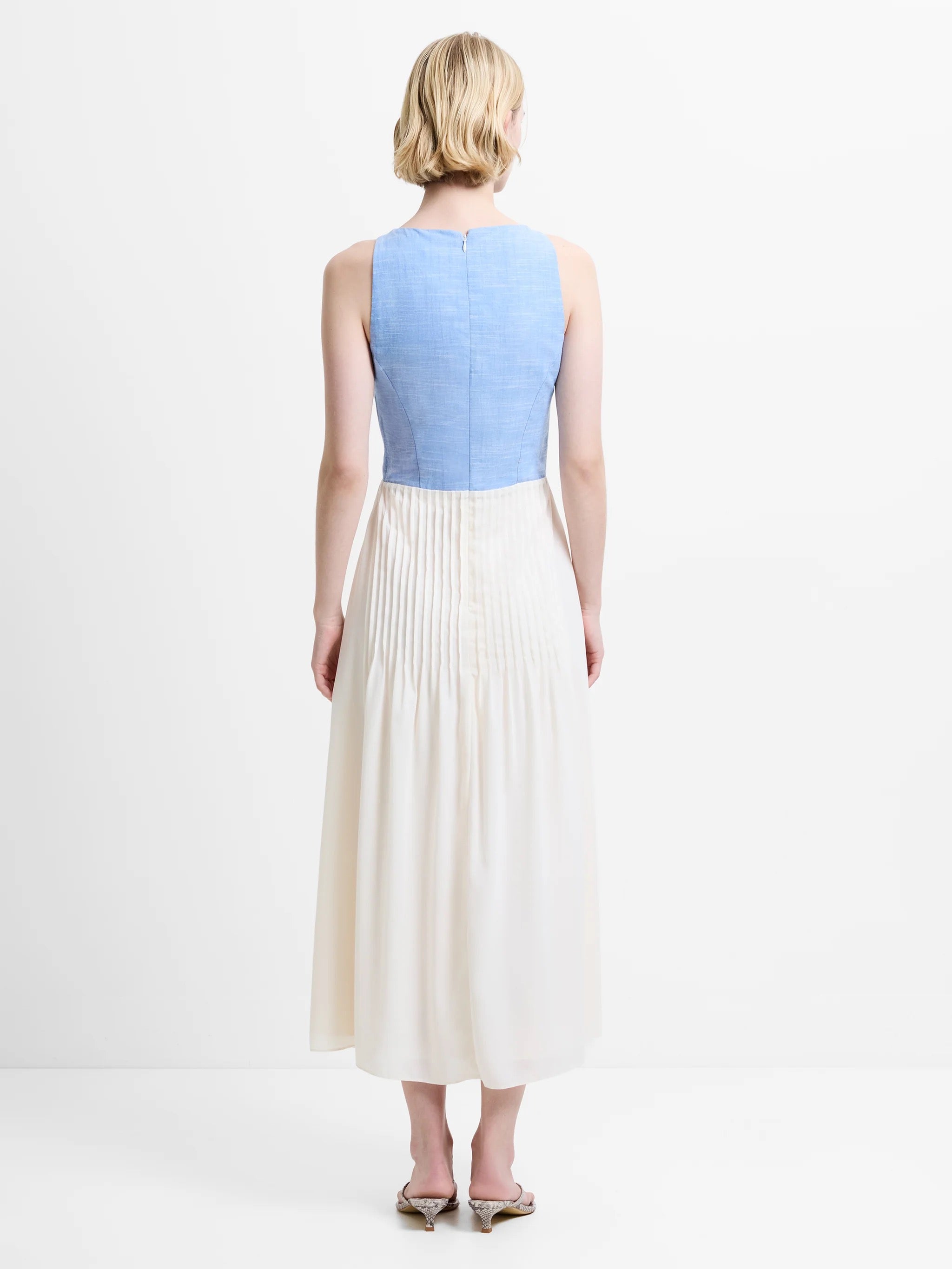 FRENCH CONNECTION  COLBY CHAMBRAY WASH-PORCELAIN