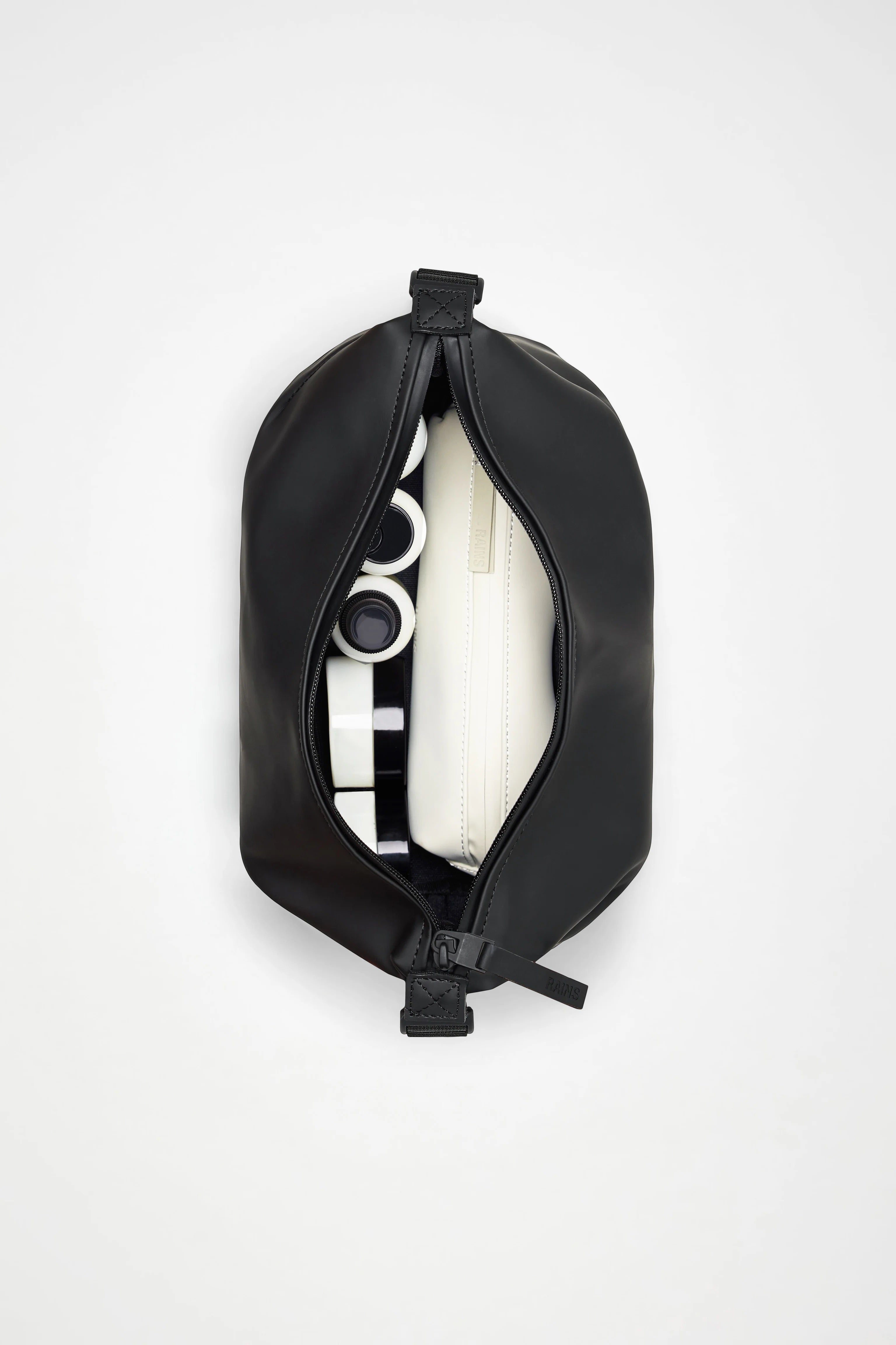 RAINS HILO WASH BAG W3 Black