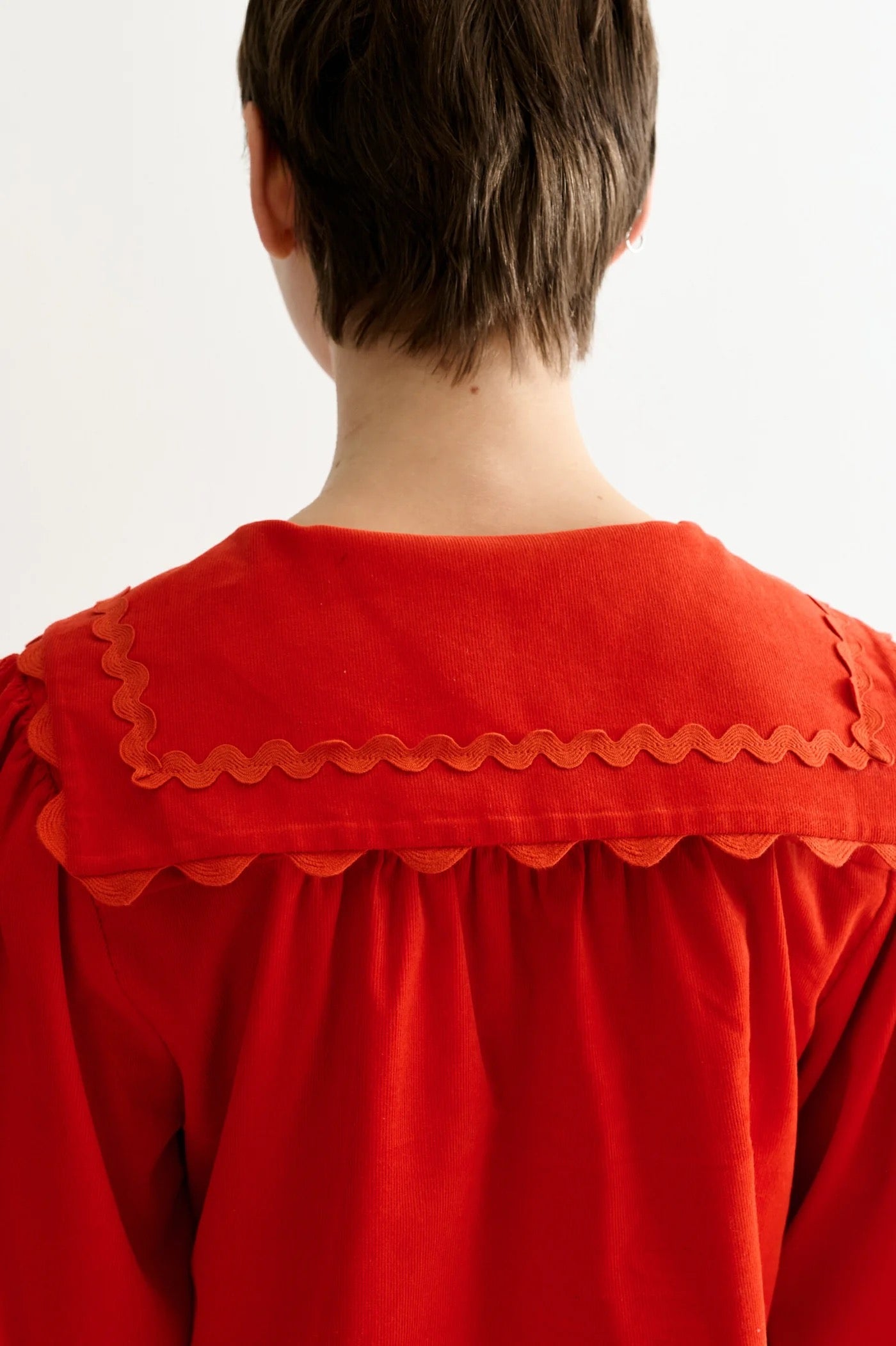 LOUCHE PALLAS BABYCORD COLLAR Red