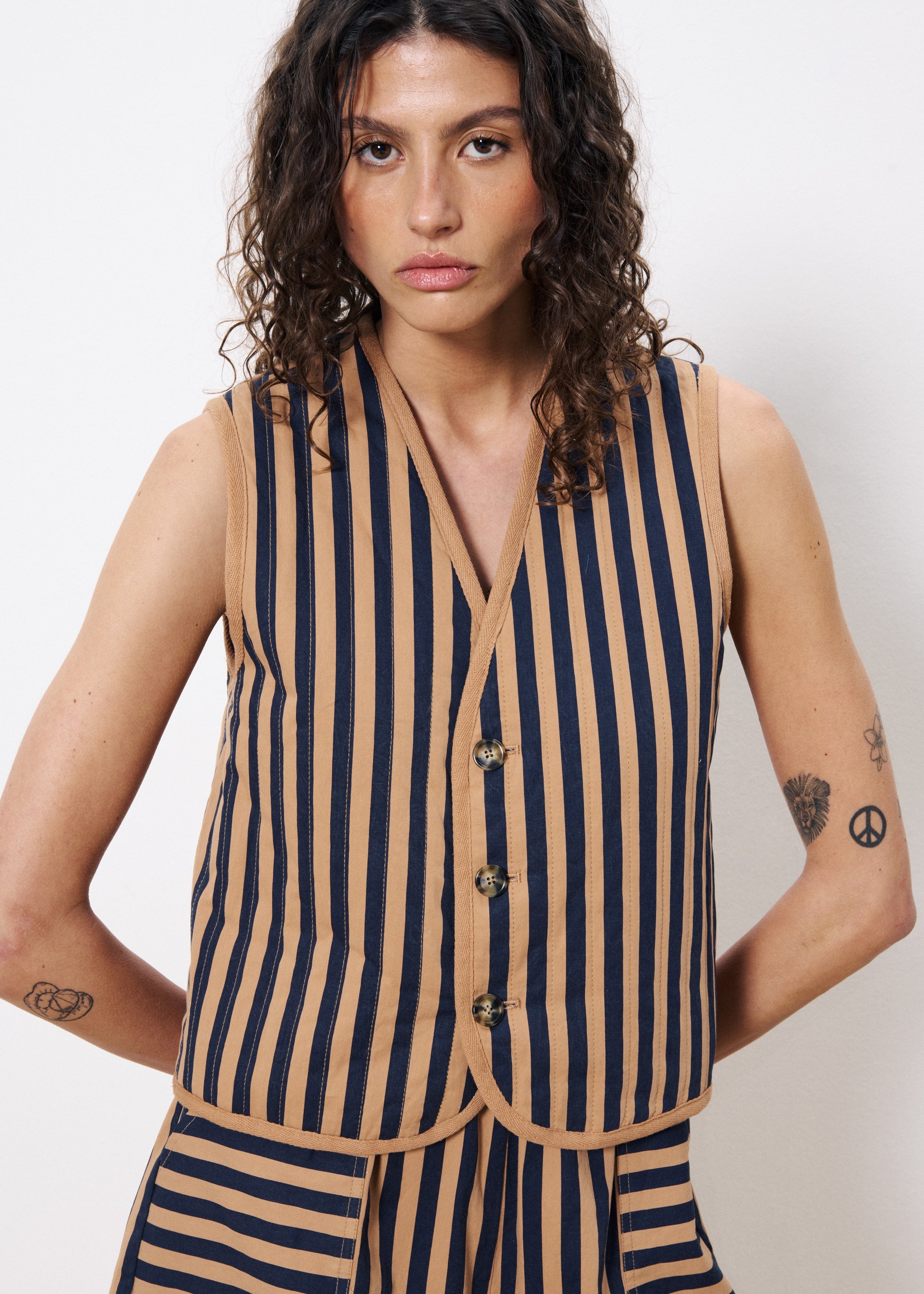 FRNCH CAMILA REVERSIBLE BLEU JEAN WAISTCOAT