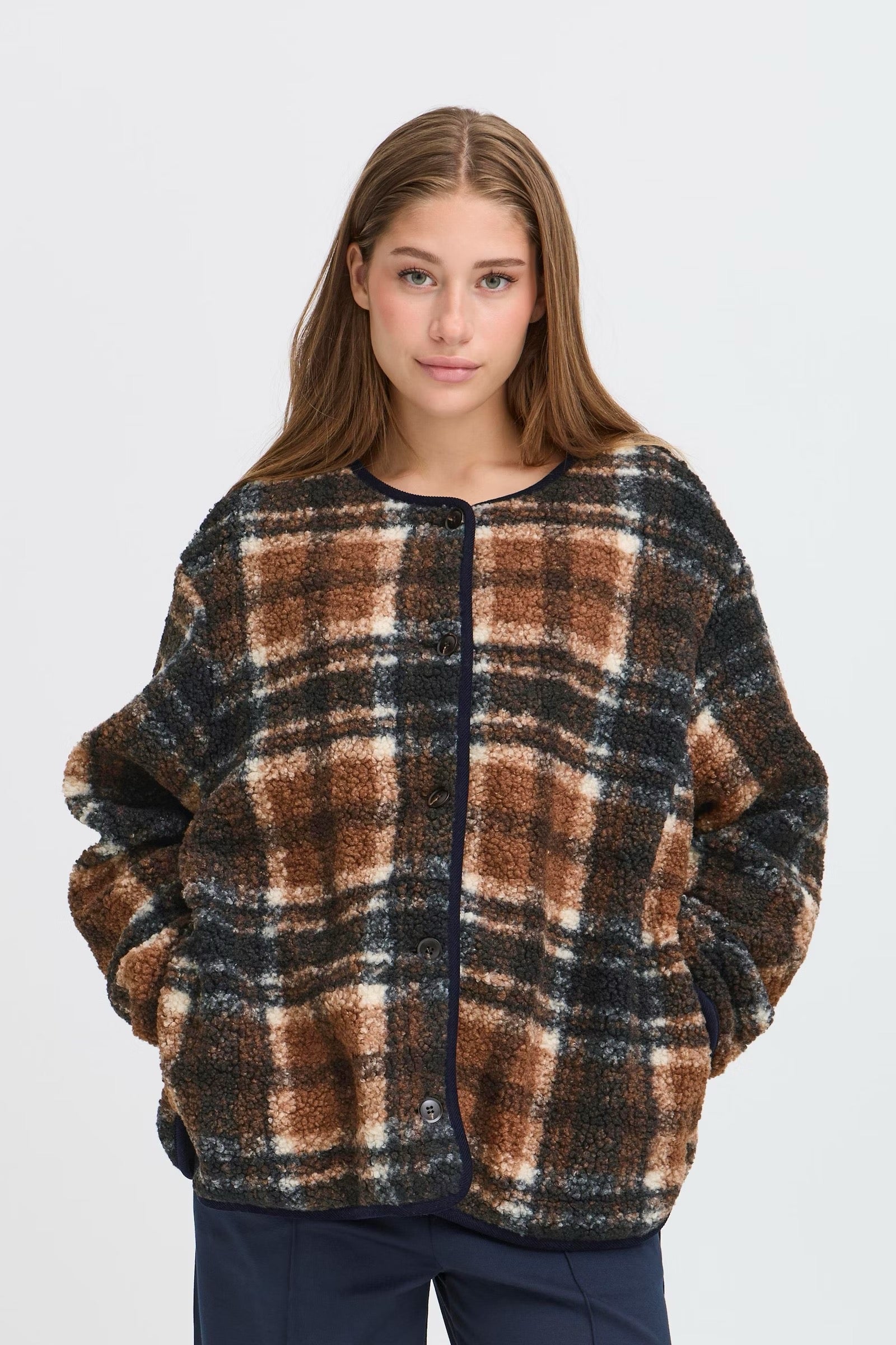 ICHI  KOLIRA JA DARK NAVY CHECK