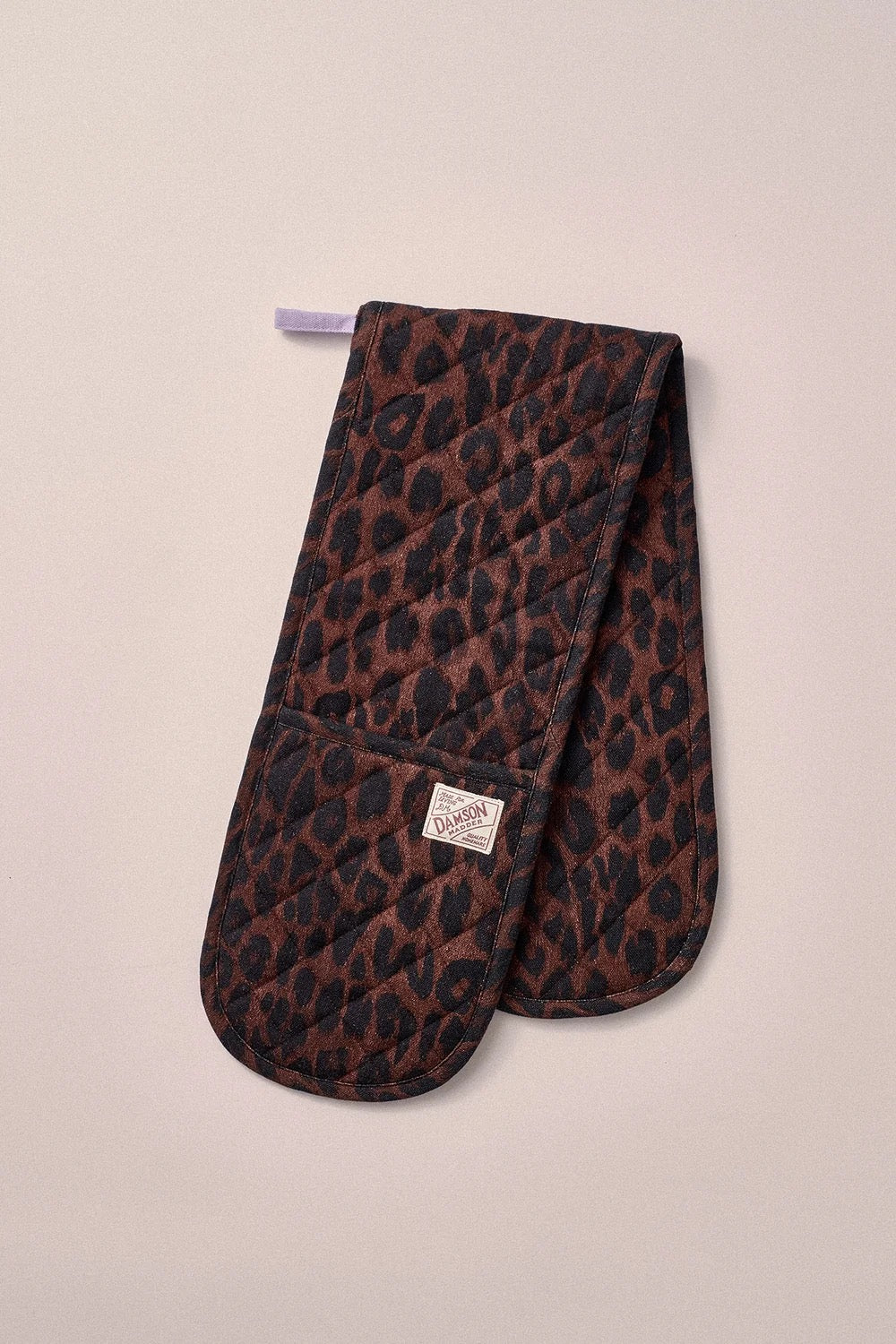 DAMSON MADDER DOUBLE OVEN GLOVE DARK LEOPARD/LILAC
