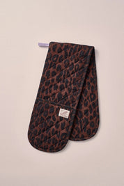 DAMSON MADDER DOUBLE OVEN GLOVE DARK LEOPARD/LILAC