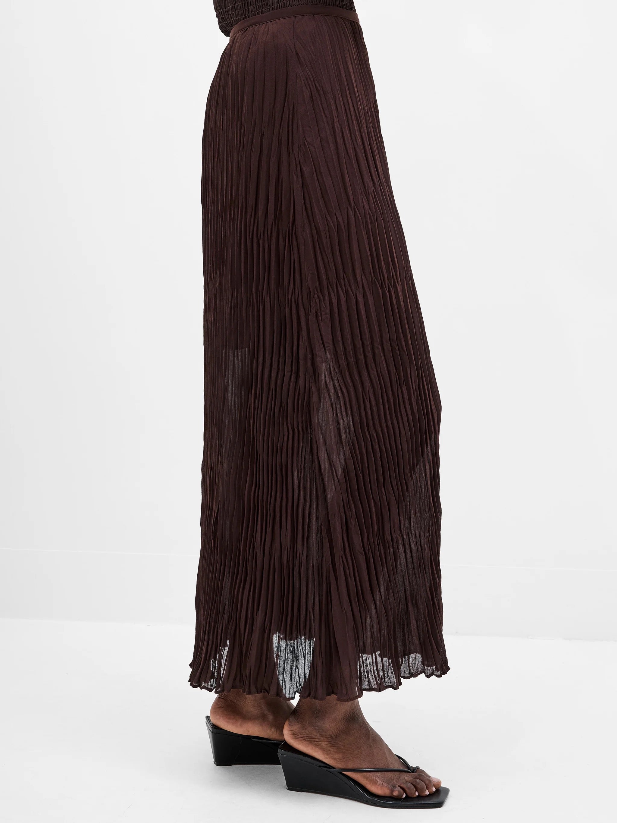 FRENCH CONNECTION SAYLOR PLEAT BITTER CHOCOLATE