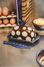 DAMSON MADDER BUTTER DISH & KNIFE LARGE SPOT GREEN SWIRL
