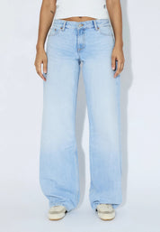 DR DENIM HILL LOW RELAXED STREAM LIGHT FADE