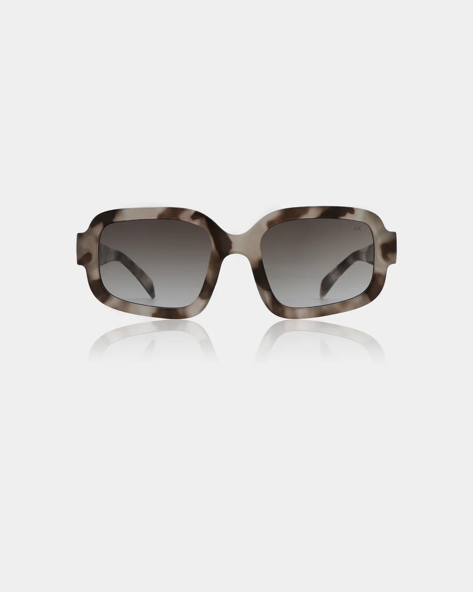 A.KJAERBEDE SUNGLASSES  PLUTO COOKIE DOUGH