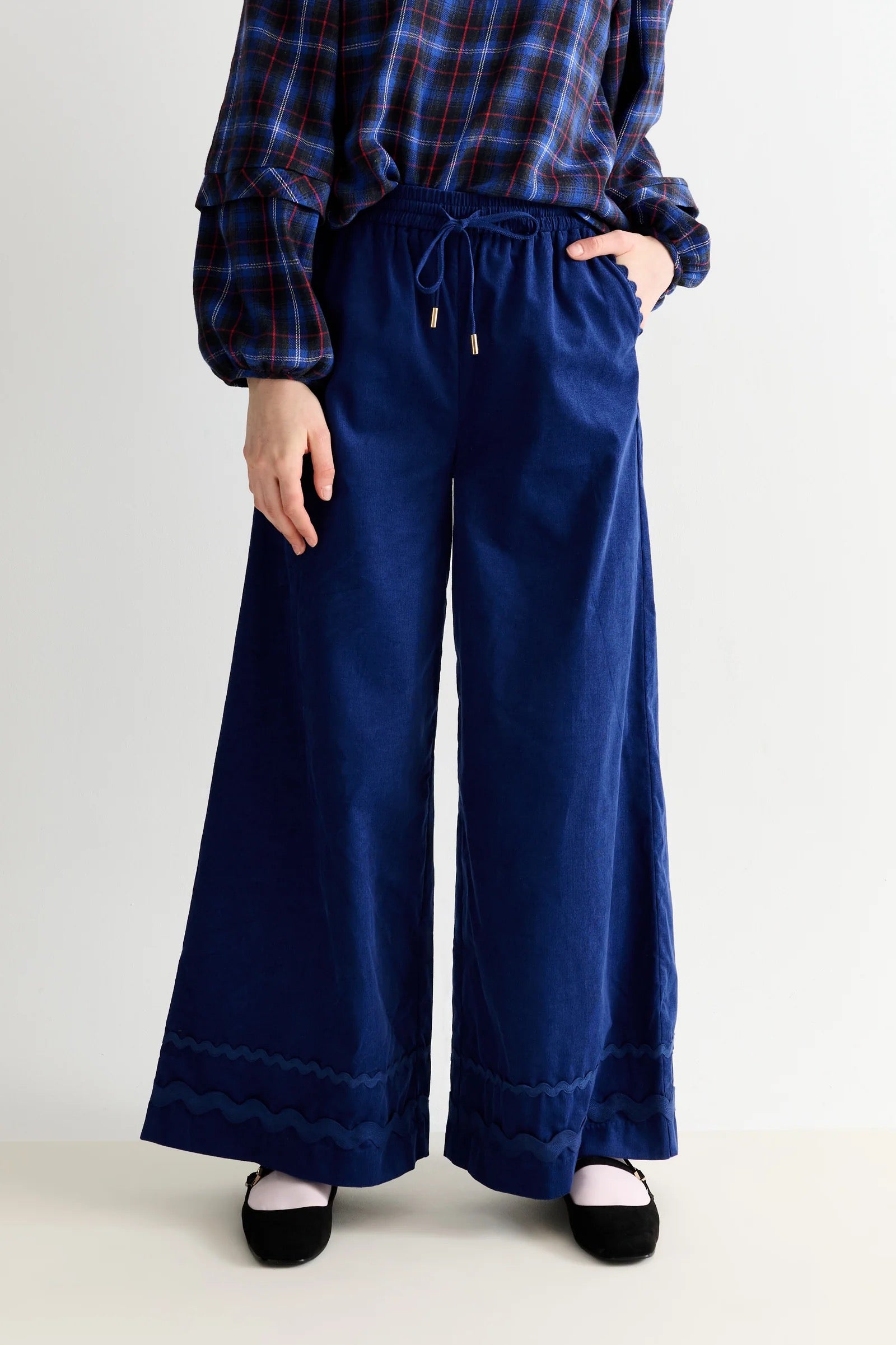 LOUCHE RIVER BABYCORD RICRAC TRIM NAVY