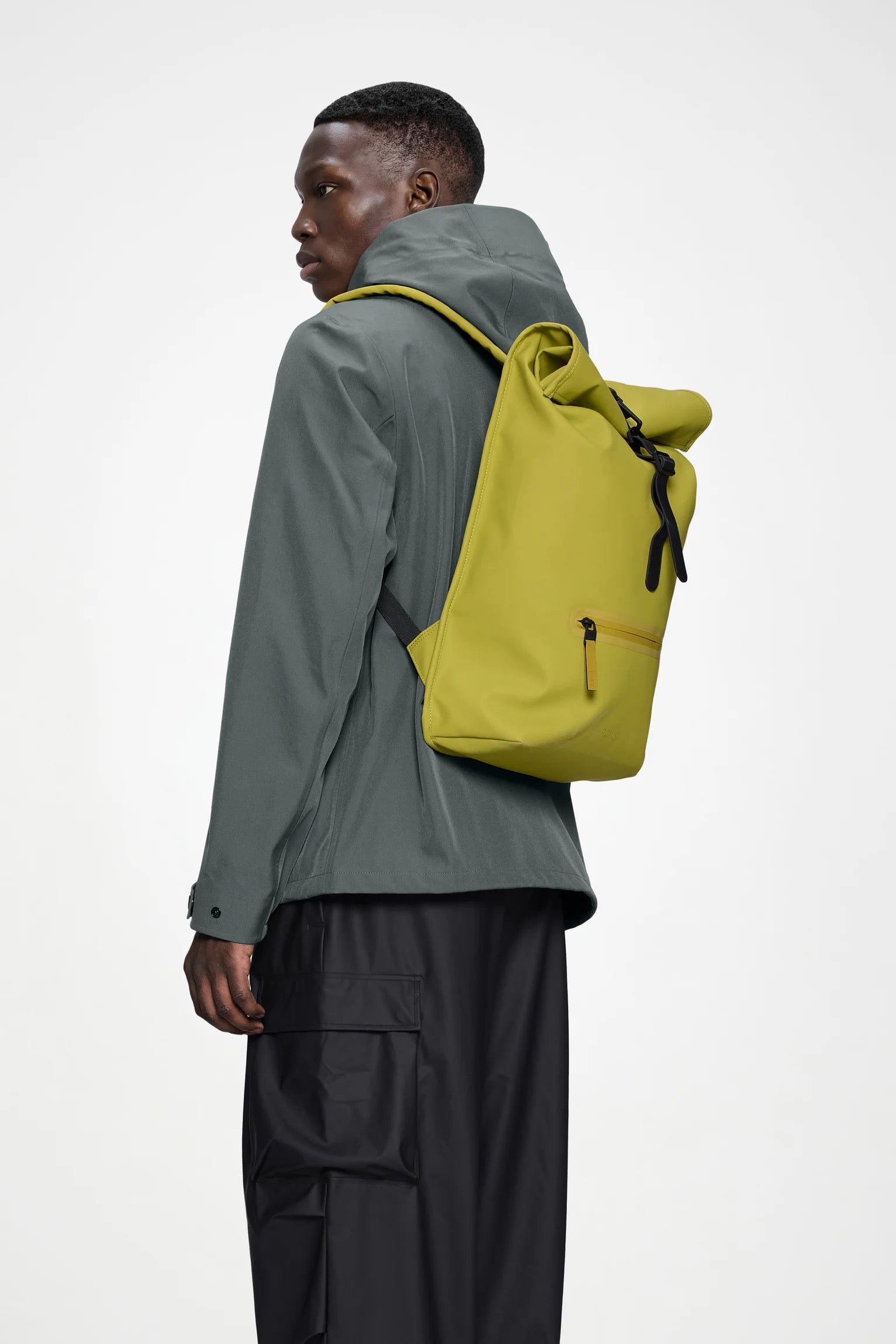 RAINS ROLLTOP RUCKSACK GLOW