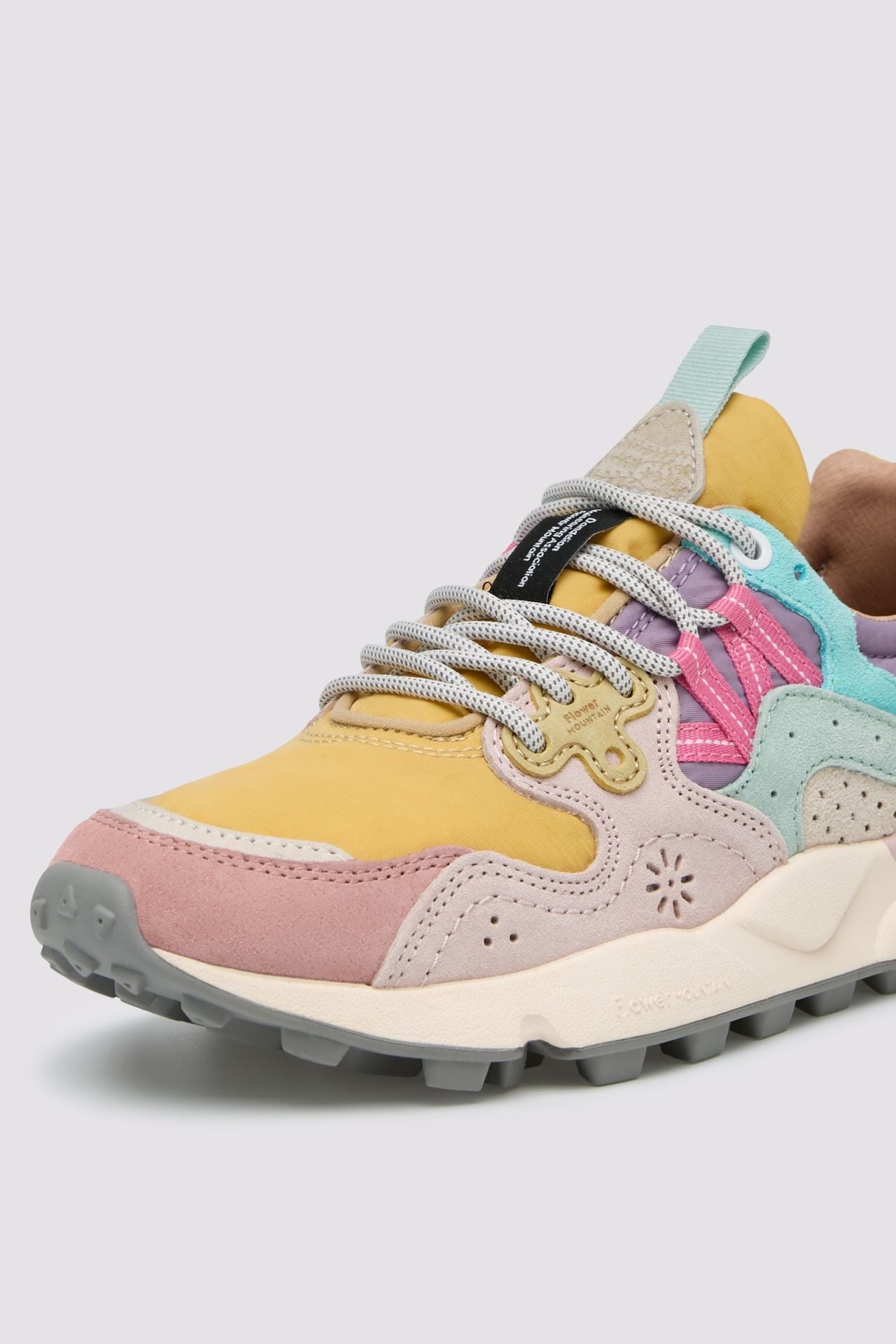FLOWER MOUNTAIN YAMANO 3 PINK OCHRE LT PINK
