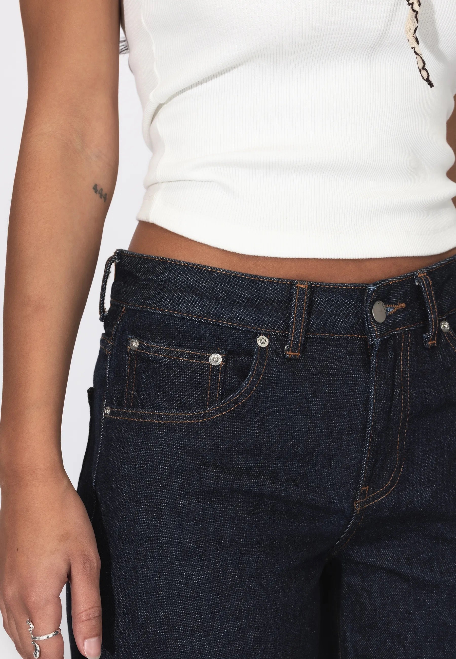 DR DENIM RHUE LOW WIDE STREAM RINSE